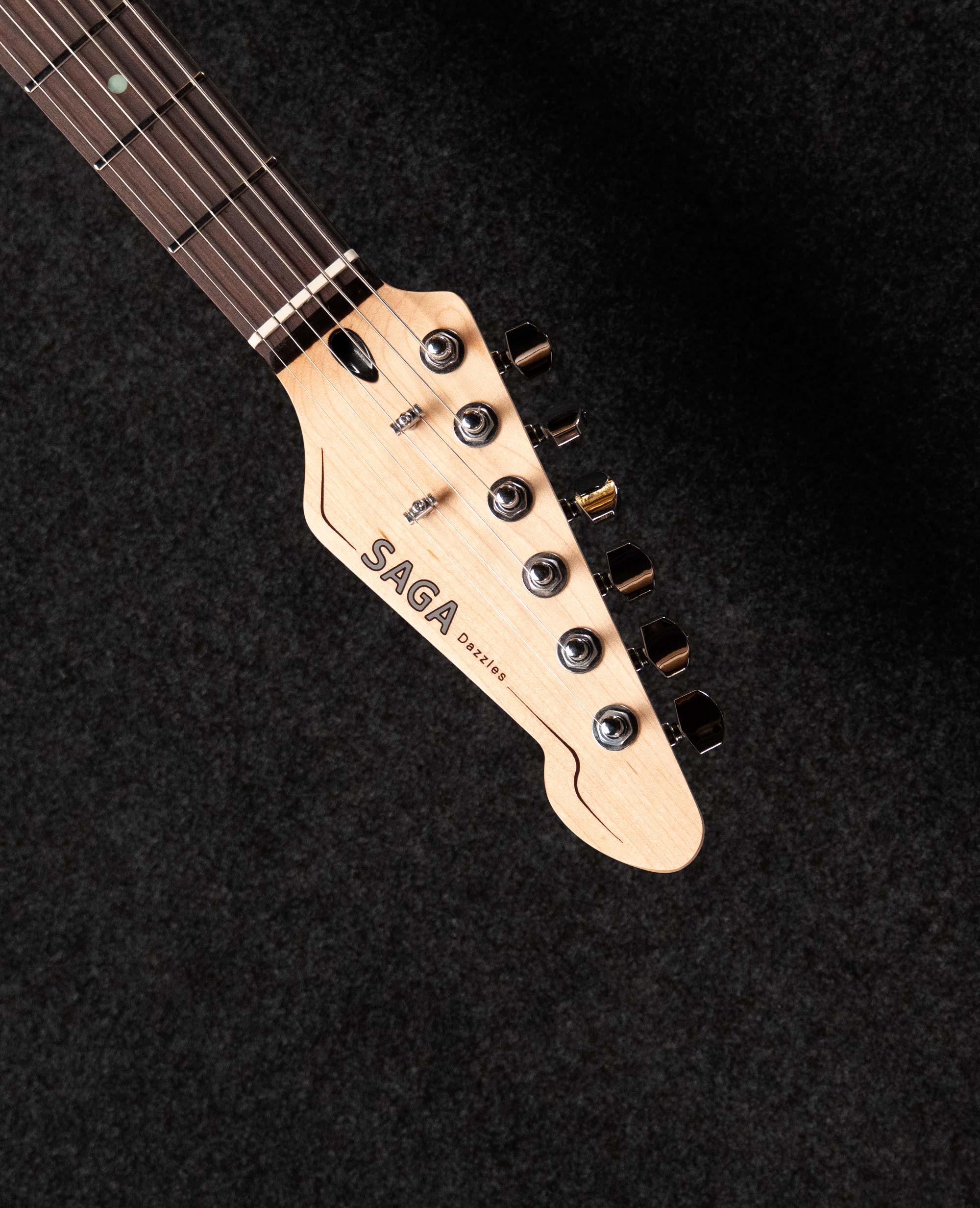 Электрогитара Saga Dark Night Blue - купить в "Гитарном Клубе"