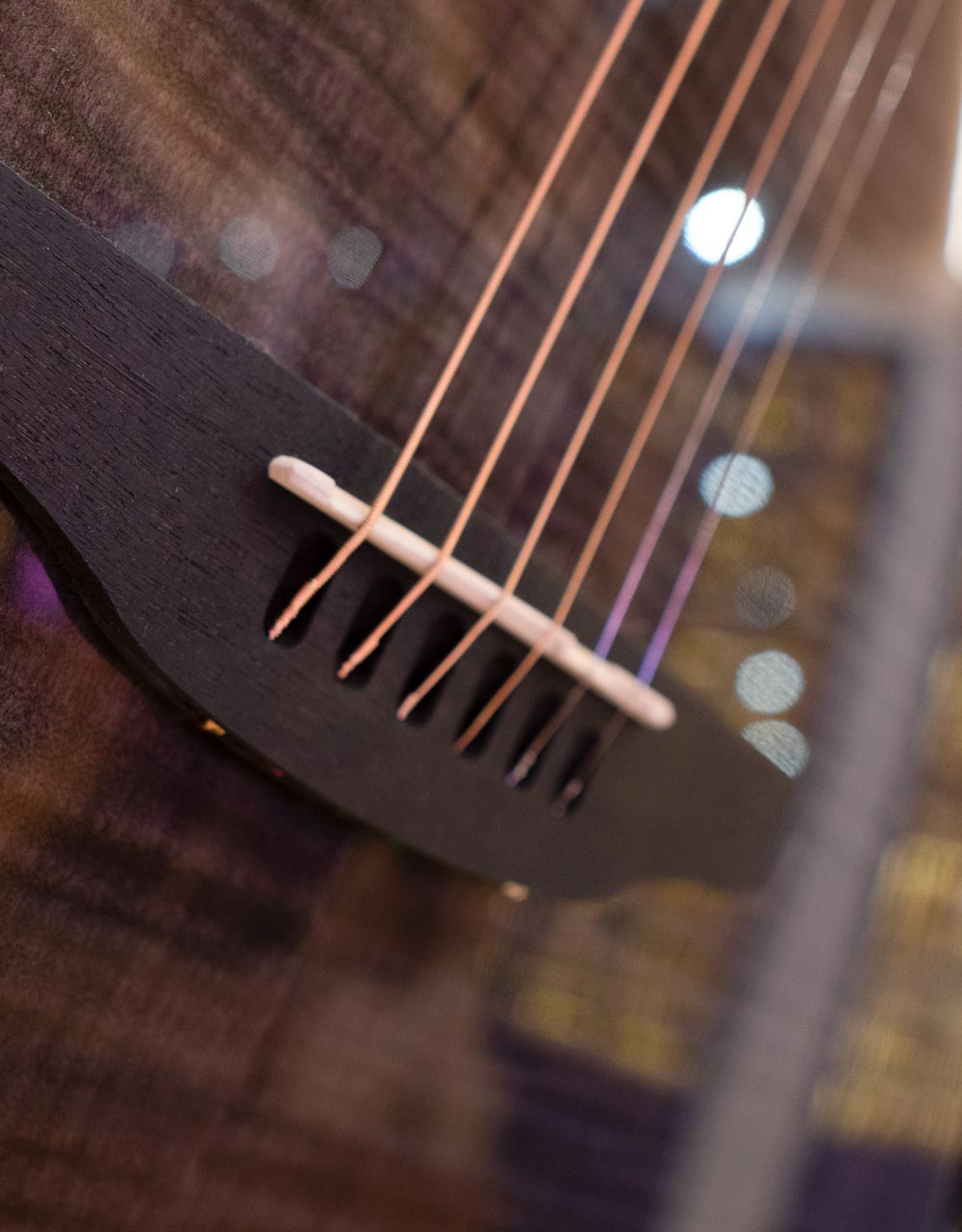 Электроакустическая гитара Ovation Applause AE44IIP-TBKF Elite Mid Cutaway Trans Black - купить в "Гитарном Клубе"