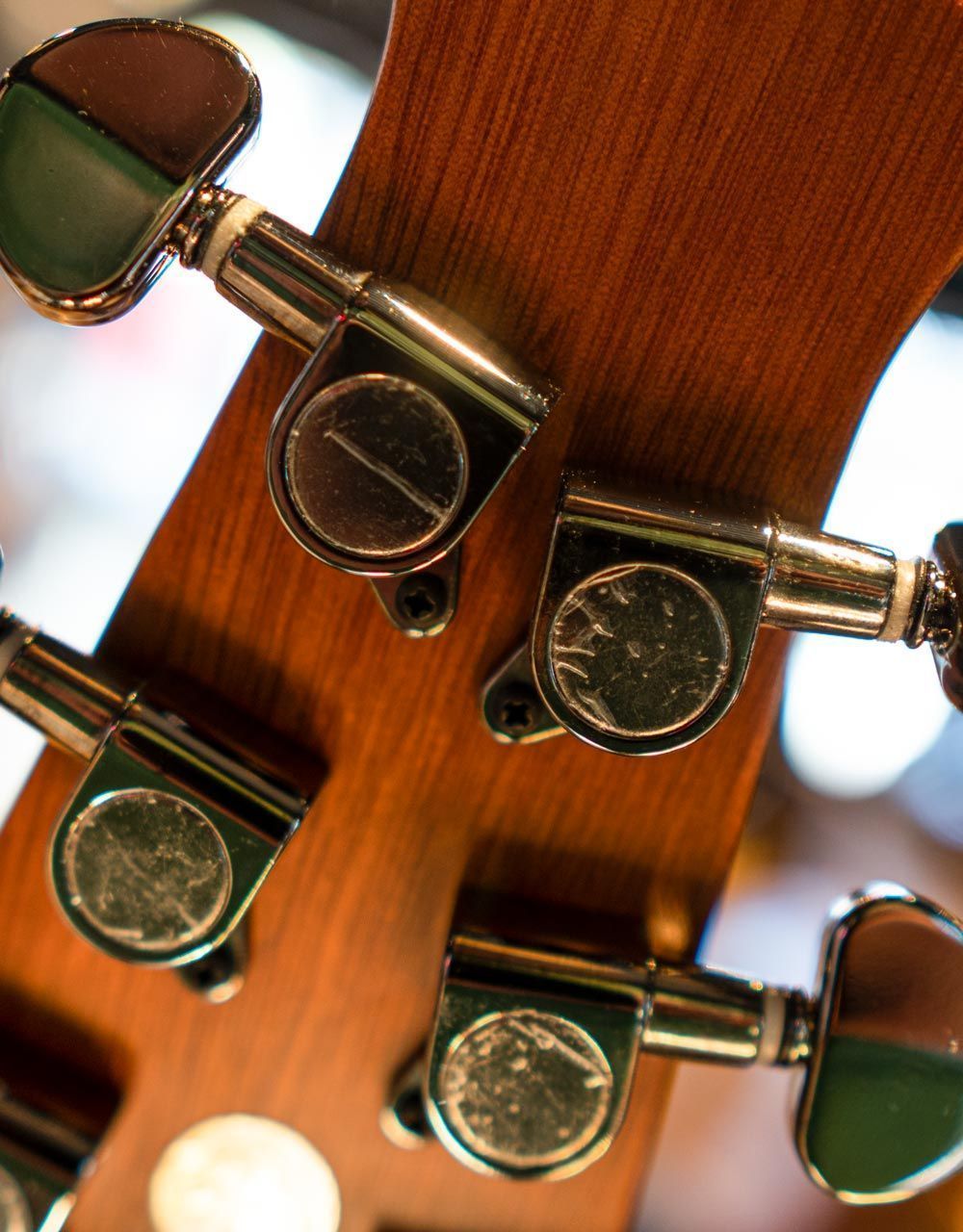 Электроакустическая гитара Ovation Applause AE44II-4S Elite Mid Cutaway Natural Satin - купить в "Гитарном Клубе"