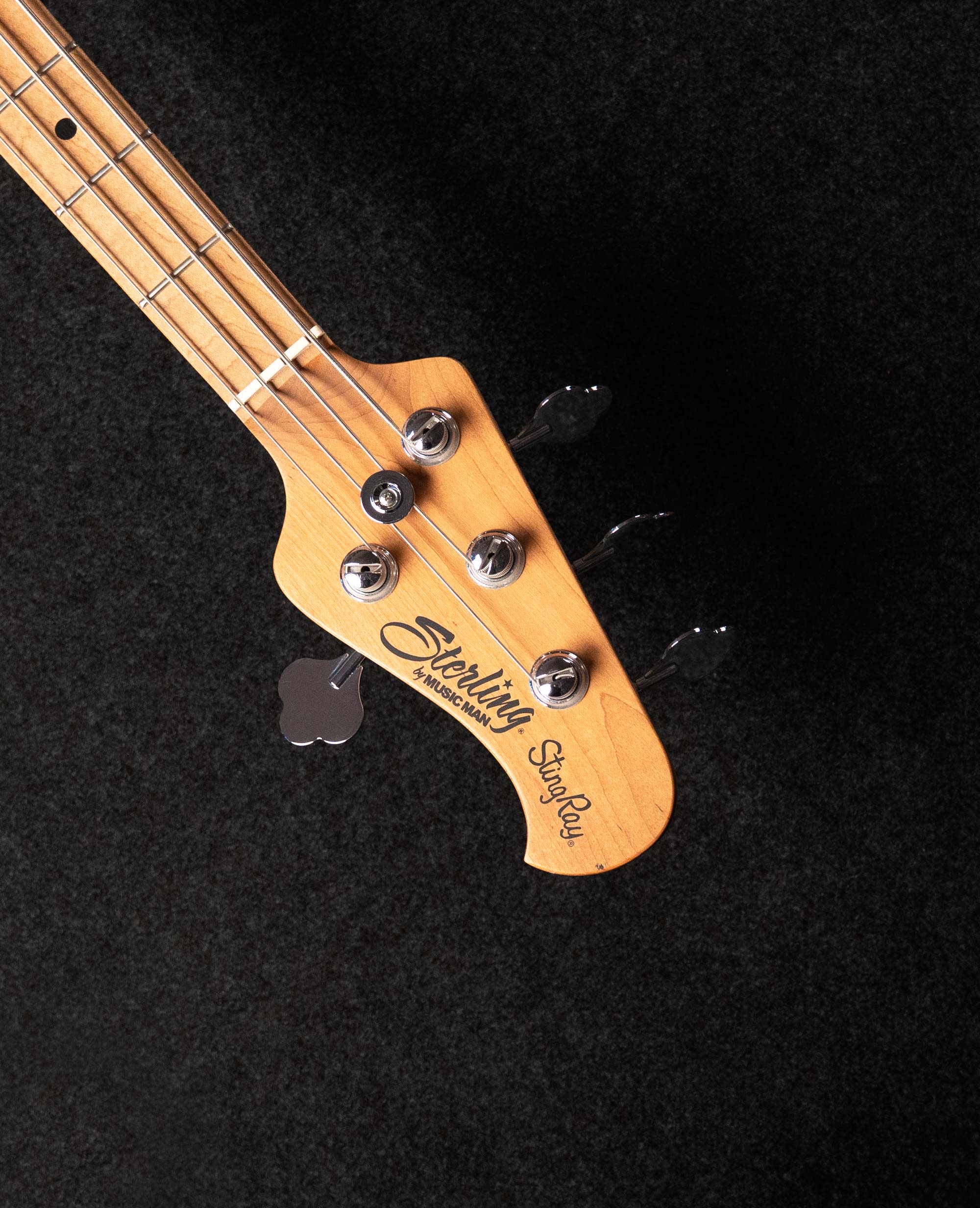 Бас-гитара Sterling StingRay RAY34-SSK, Seafoam Sparkle - купить в "Гитарном Клубе"