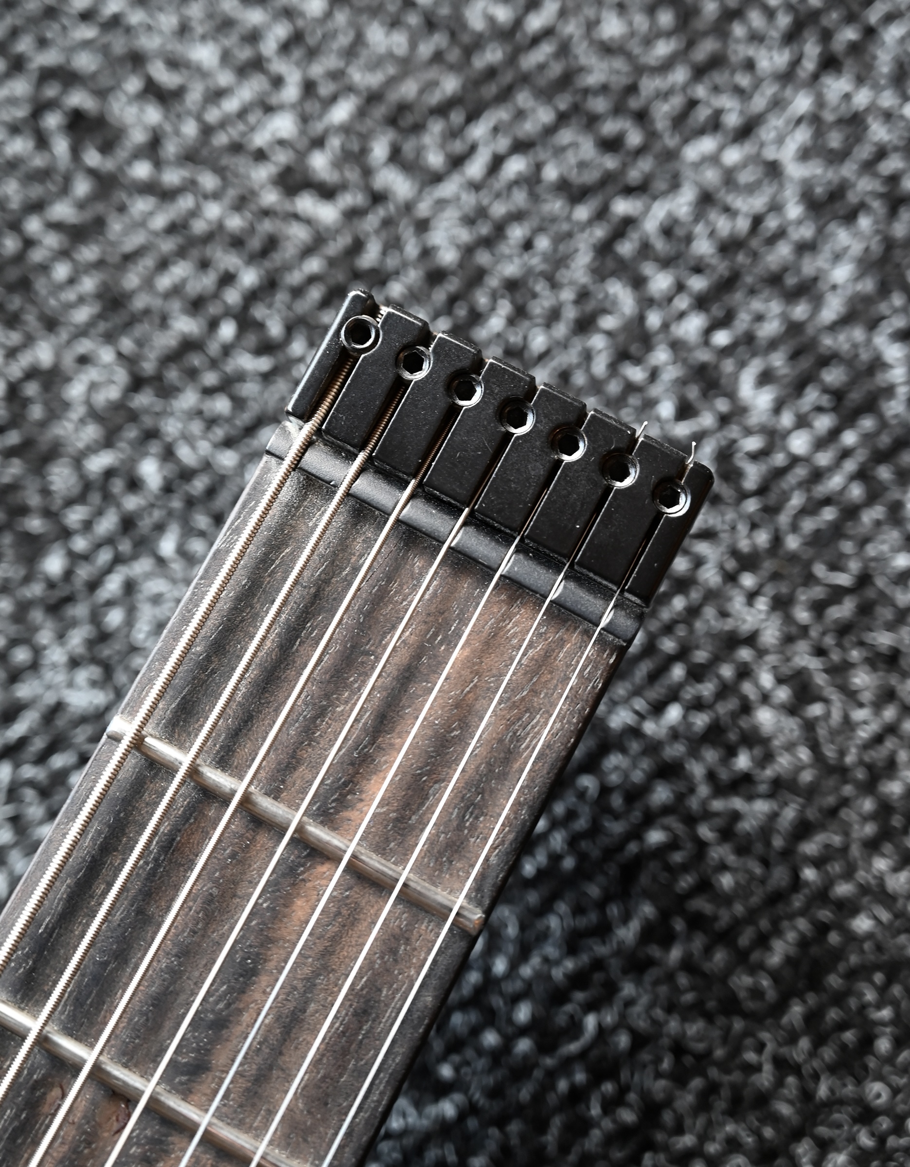 Электрогитара Kiesel Vader Neck-Through - купить в "Гитарном Клубе"