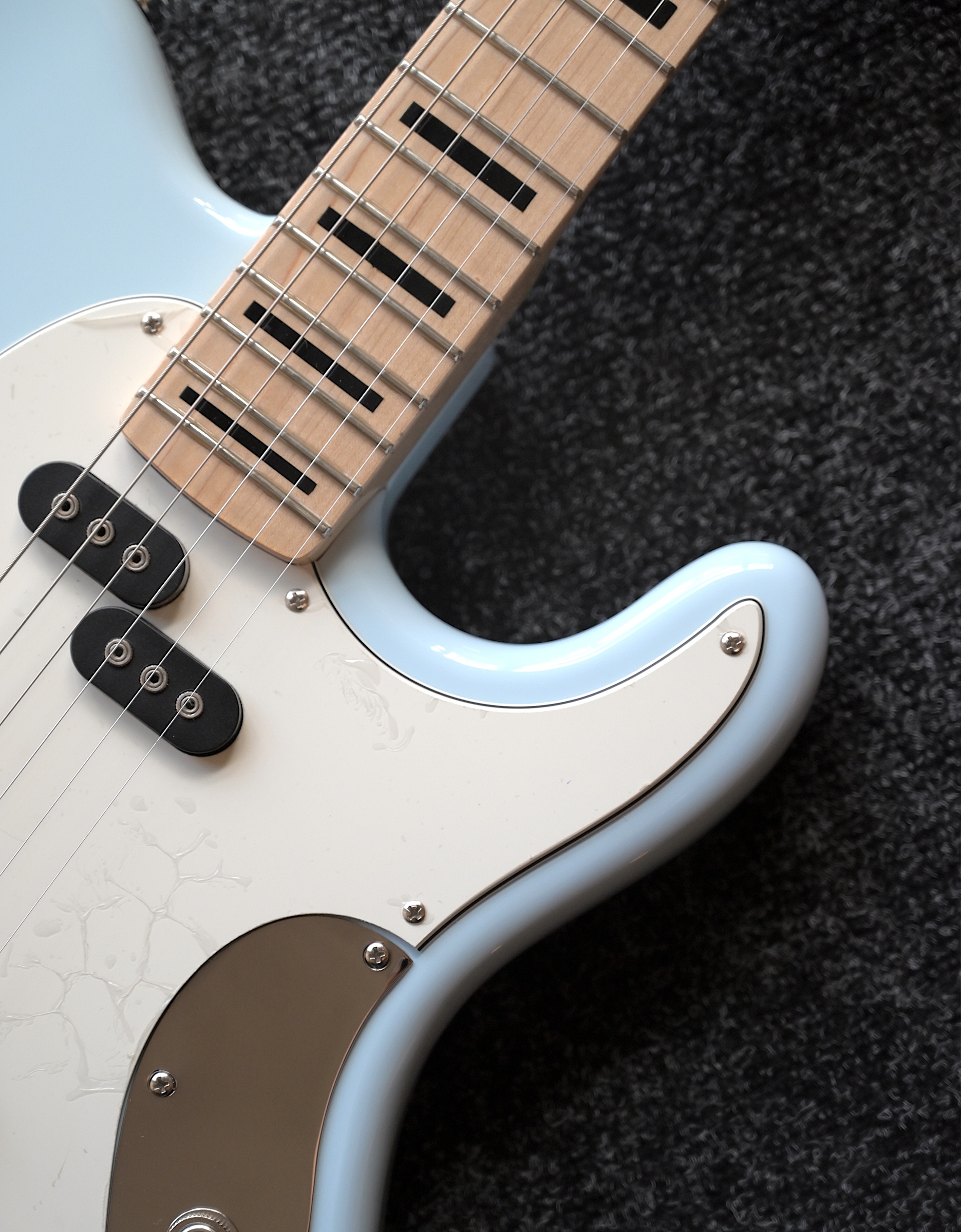 Электрогитара G&L CLF Espada Sonic Blue MP - купить в "Гитарном Клубе"