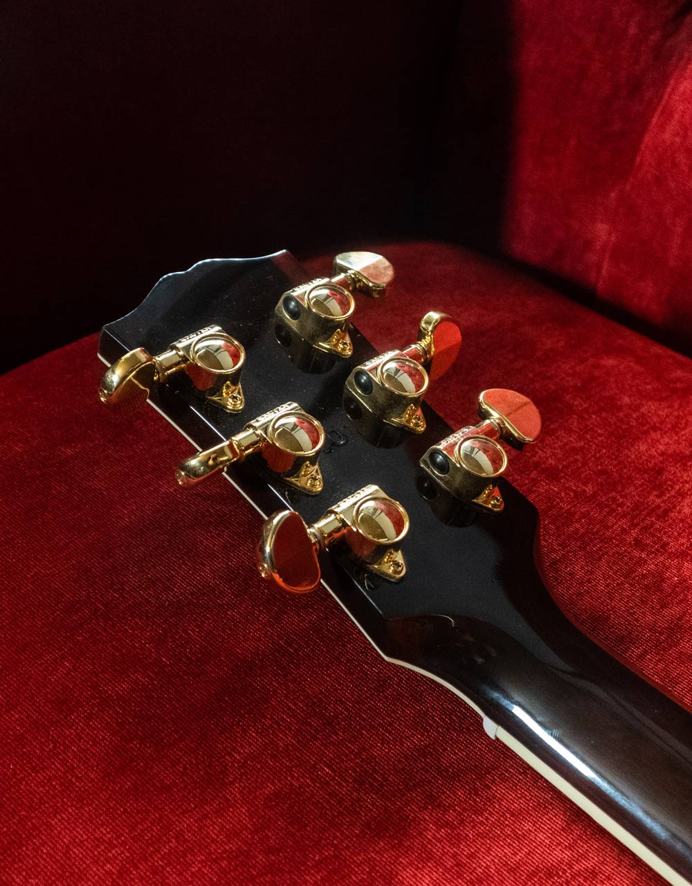 Электроакустическая гитара Gibson J-45 Deluxe Rosewood Burst - купить в "Гитарном Клубе"