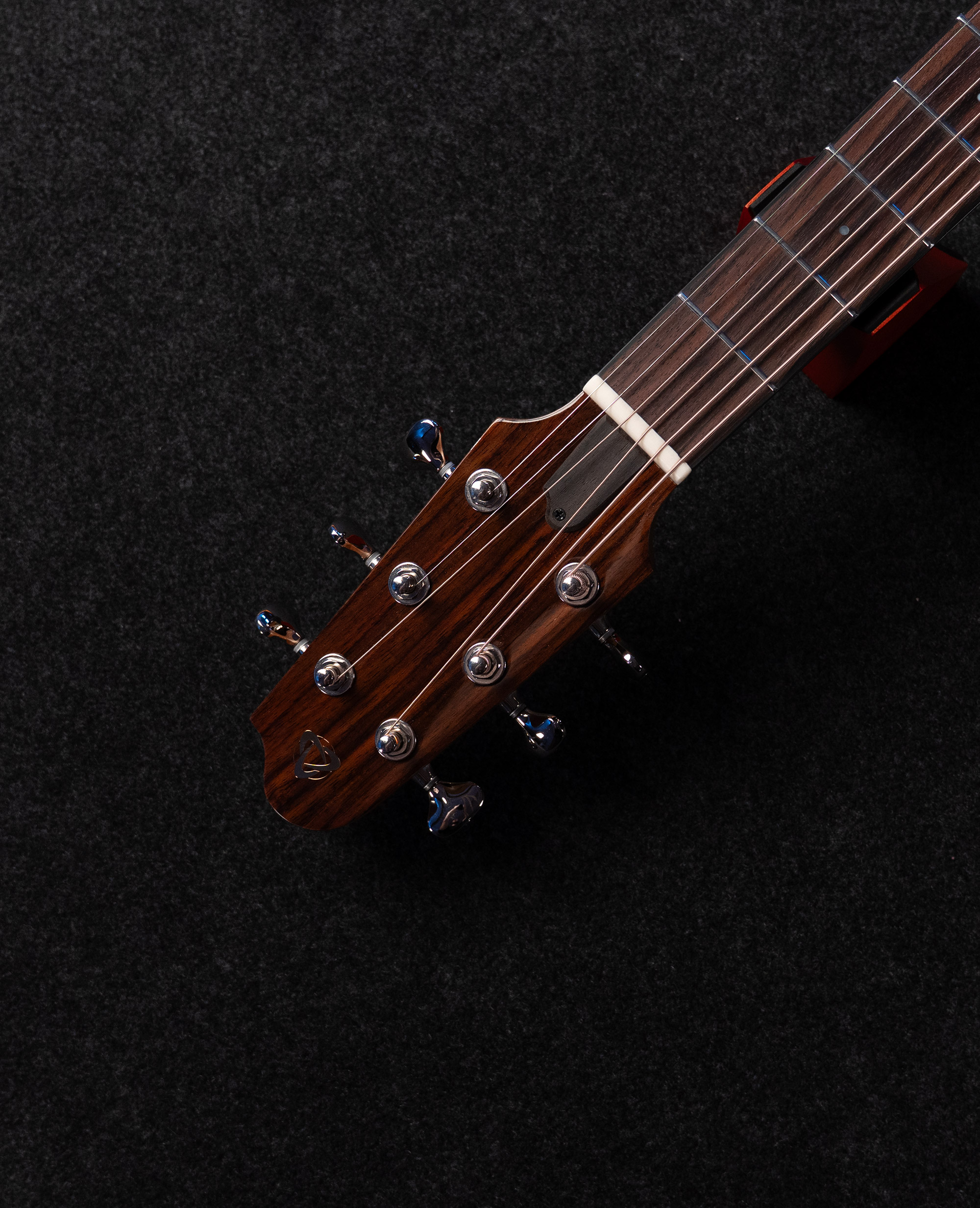 Электроакустическая гитара Covenant 150DE - купить в "Гитарном Клубе"