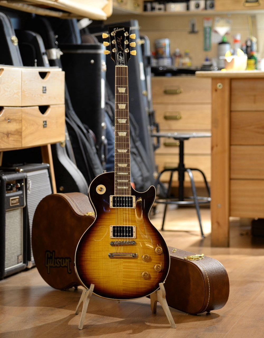 Электрогитара Gibson Slash Les Paul Limited Edition November Burst - купить в "Гитарном Клубе"