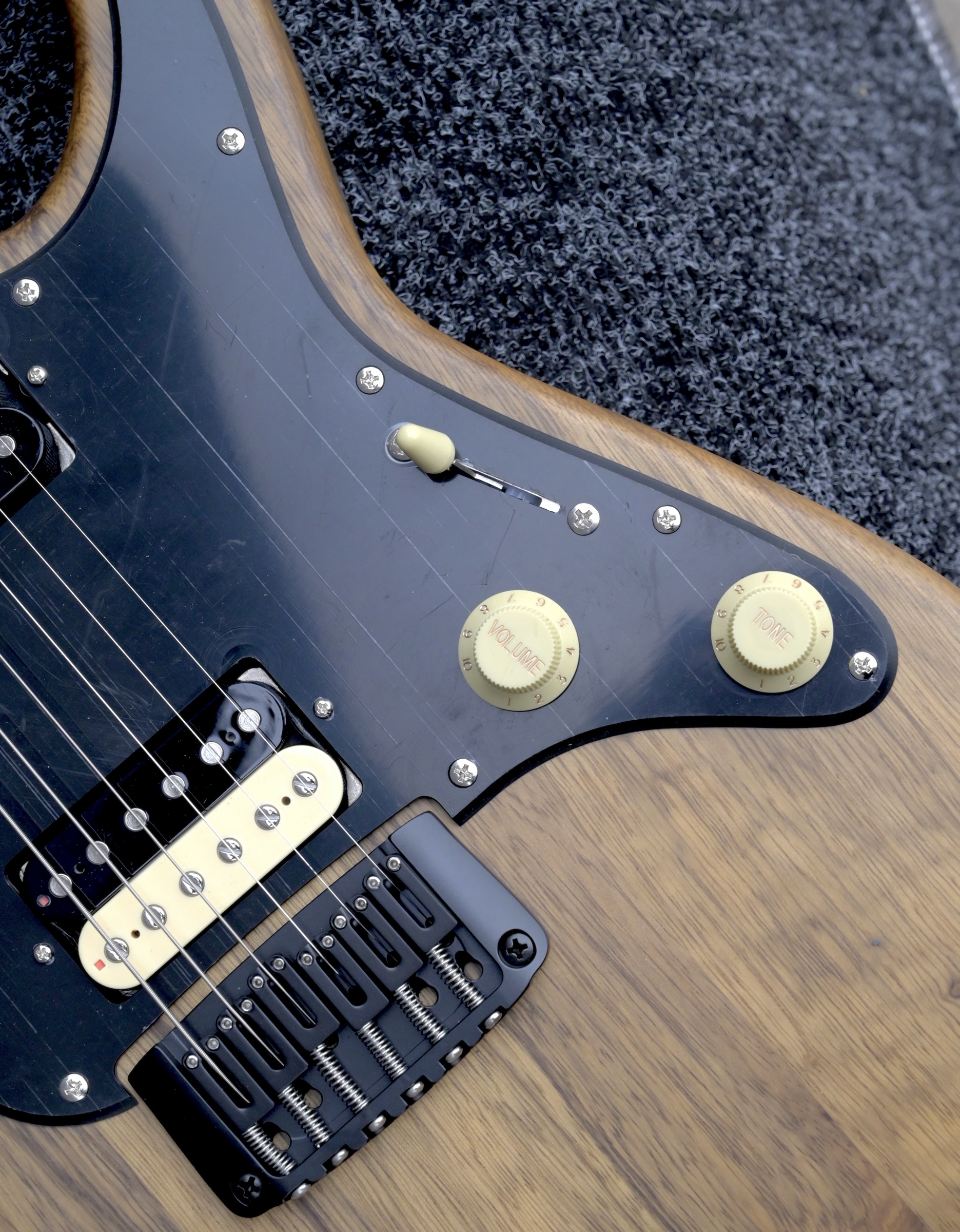 Электрогитара Schecter Sun Valley Super Shredder  Exotic Ht Black Limba - купить в "Гитарном Клубе"