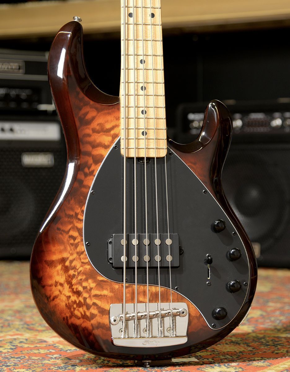 Бас-гитара Sterling by MusicMan RAY35 Island Burst - купить в "Гитарном Клубе"