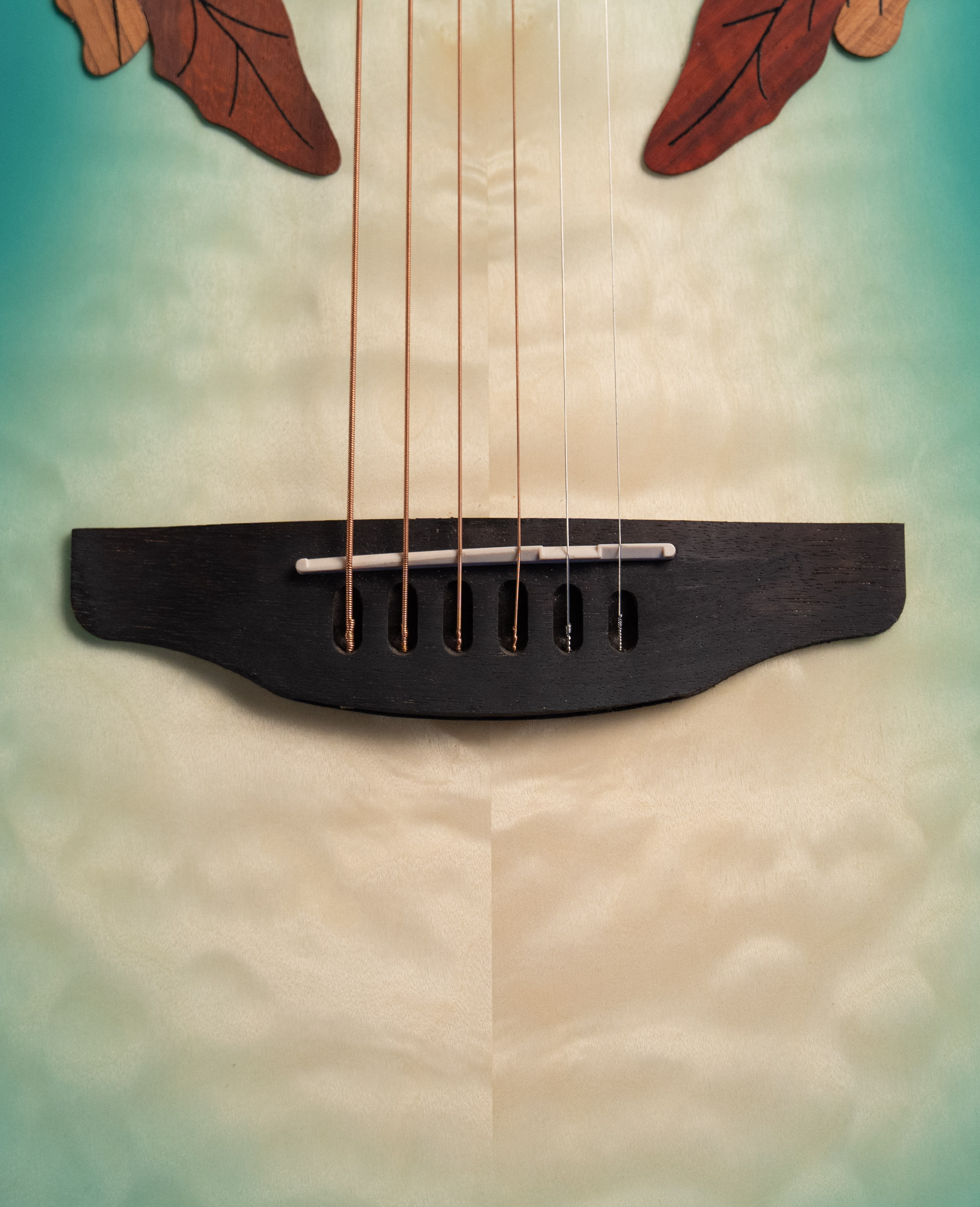 Электроакустическая гитара Ovation CE44X-9B Celebrity Elite Plus Mid Cutaway Mintburst - купить в "Гитарном Клубе"