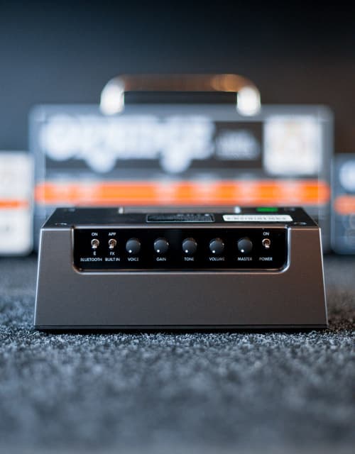 Мини-комбоусилитель для электрогитары JOYO Top-GT Bluetooth, черный - купить в "Гитарном Клубе"