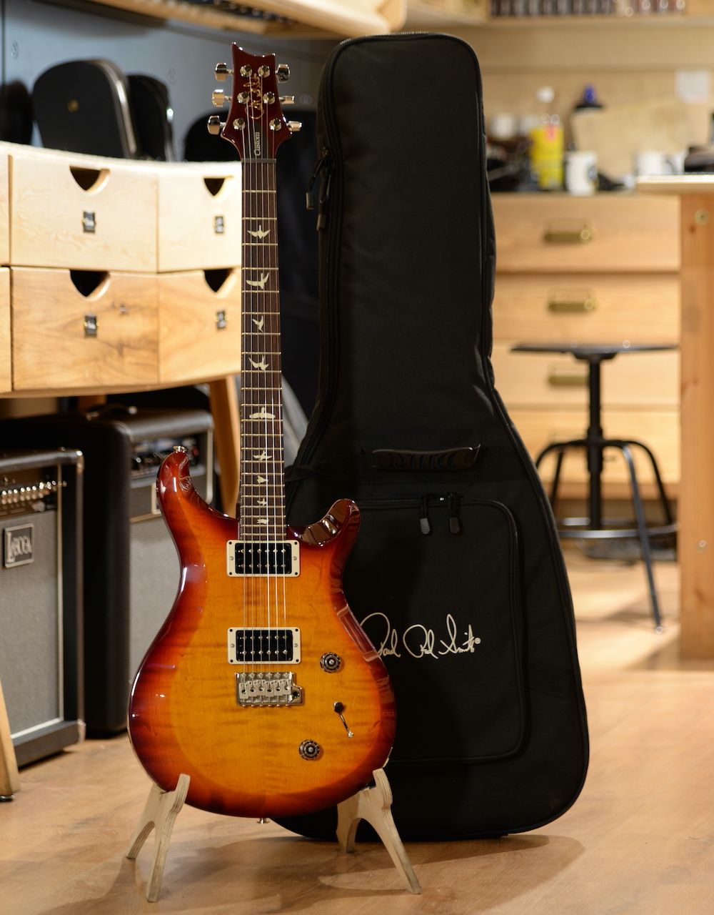 Электрогитара PRS S2 CUSTOM 22 DARK CHERRY SUNBURST - купить в "Гитарном Клубе"