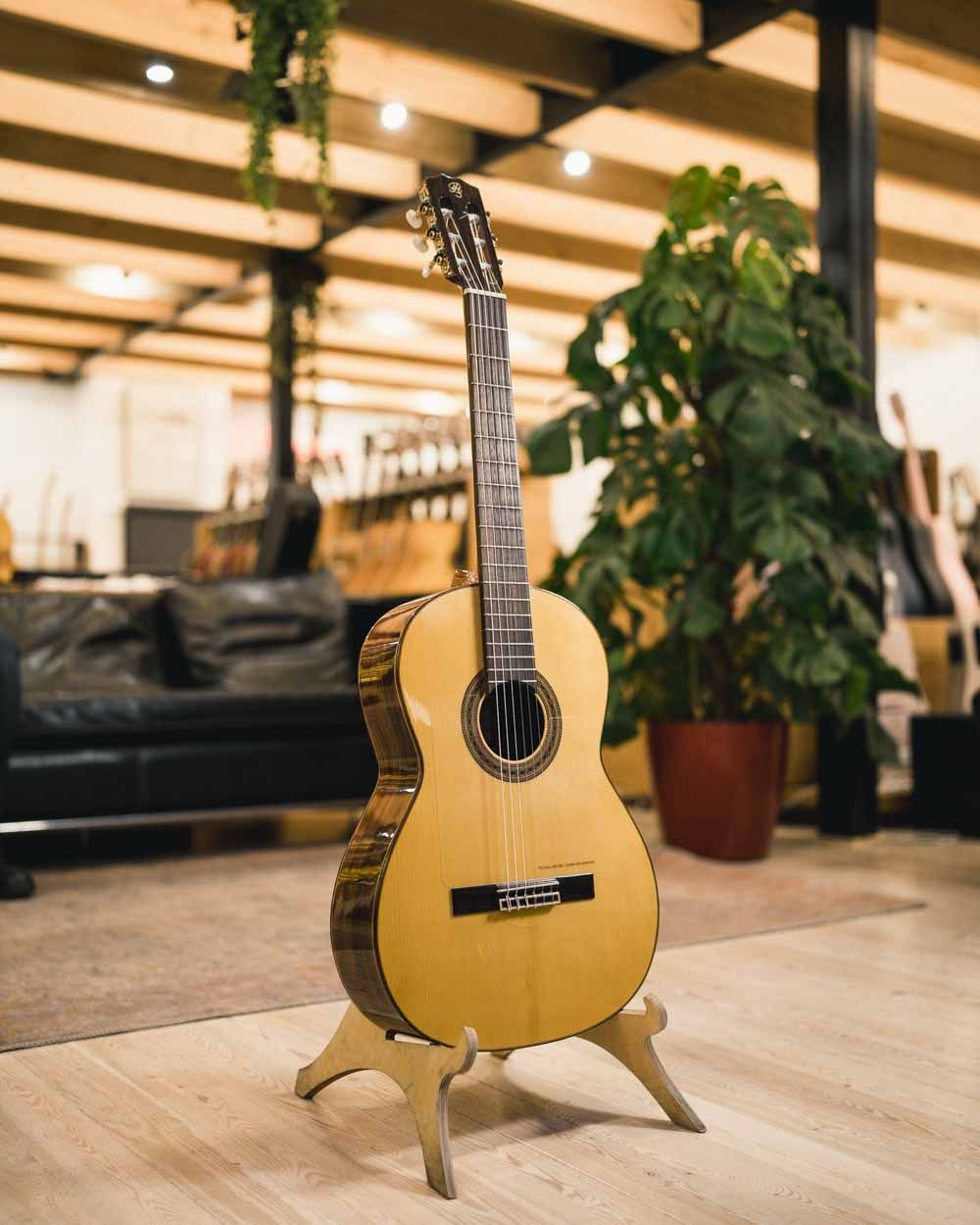 Классическая гитара Prudencio Saez Flamenco 2-FL (17) Spruce - купить в "Гитарном Клубе"