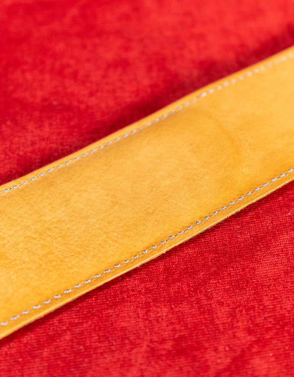 Ремень для гитары Custom Shop - купить в "Гитарном Клубе"