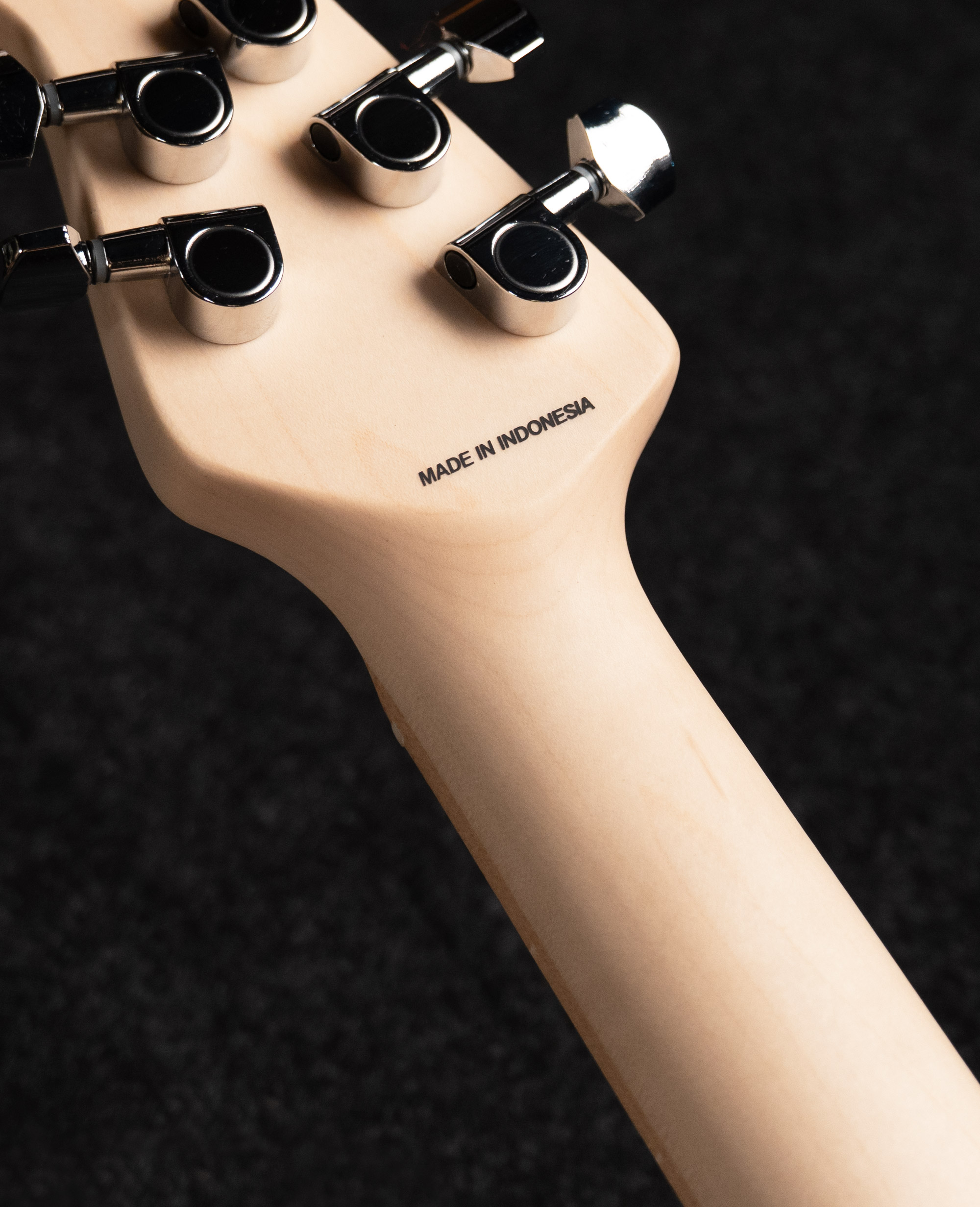 Электрогитара Sterling Cutlass HSS Vintage Cream - купить в "Гитарном Клубе"