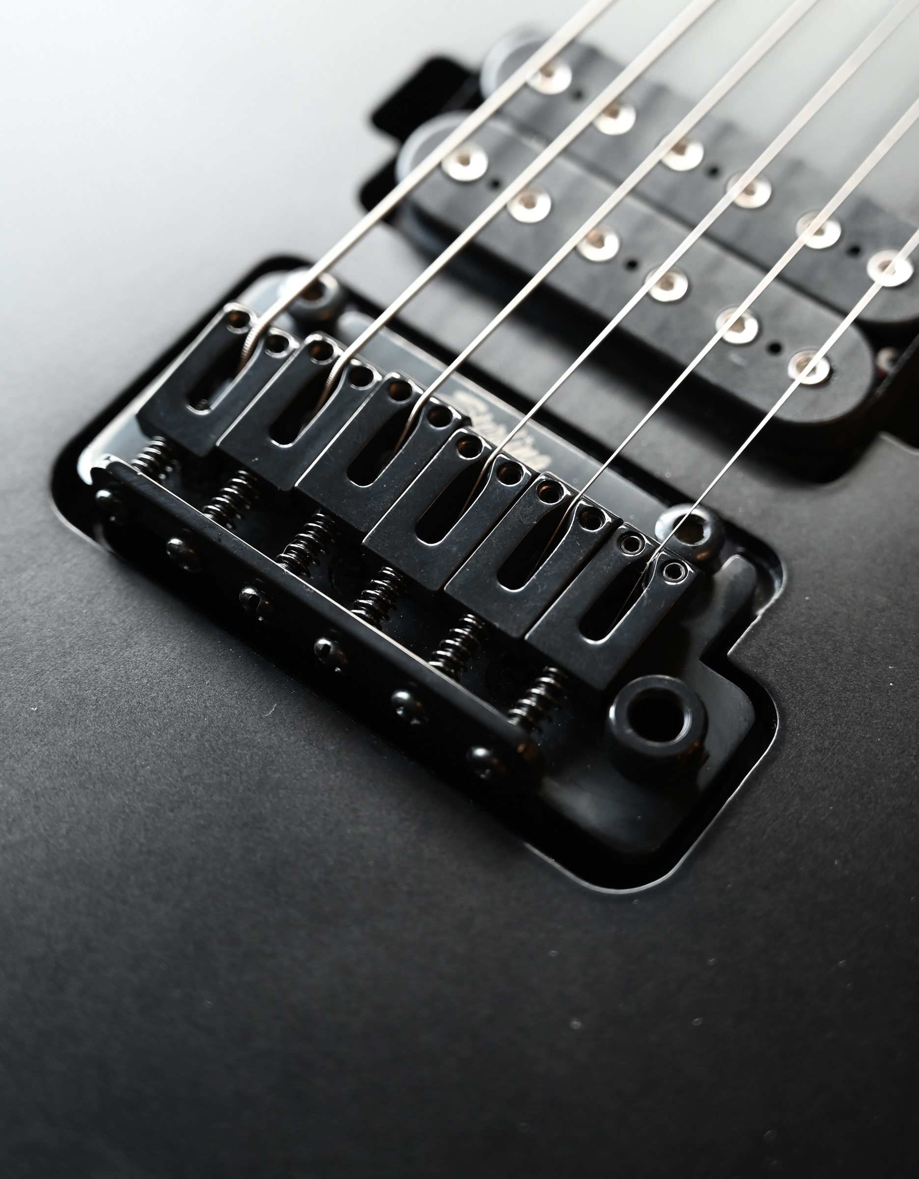 Электрогитара Sterling JP60 Stealth Black - купить в "Гитарном Клубе"