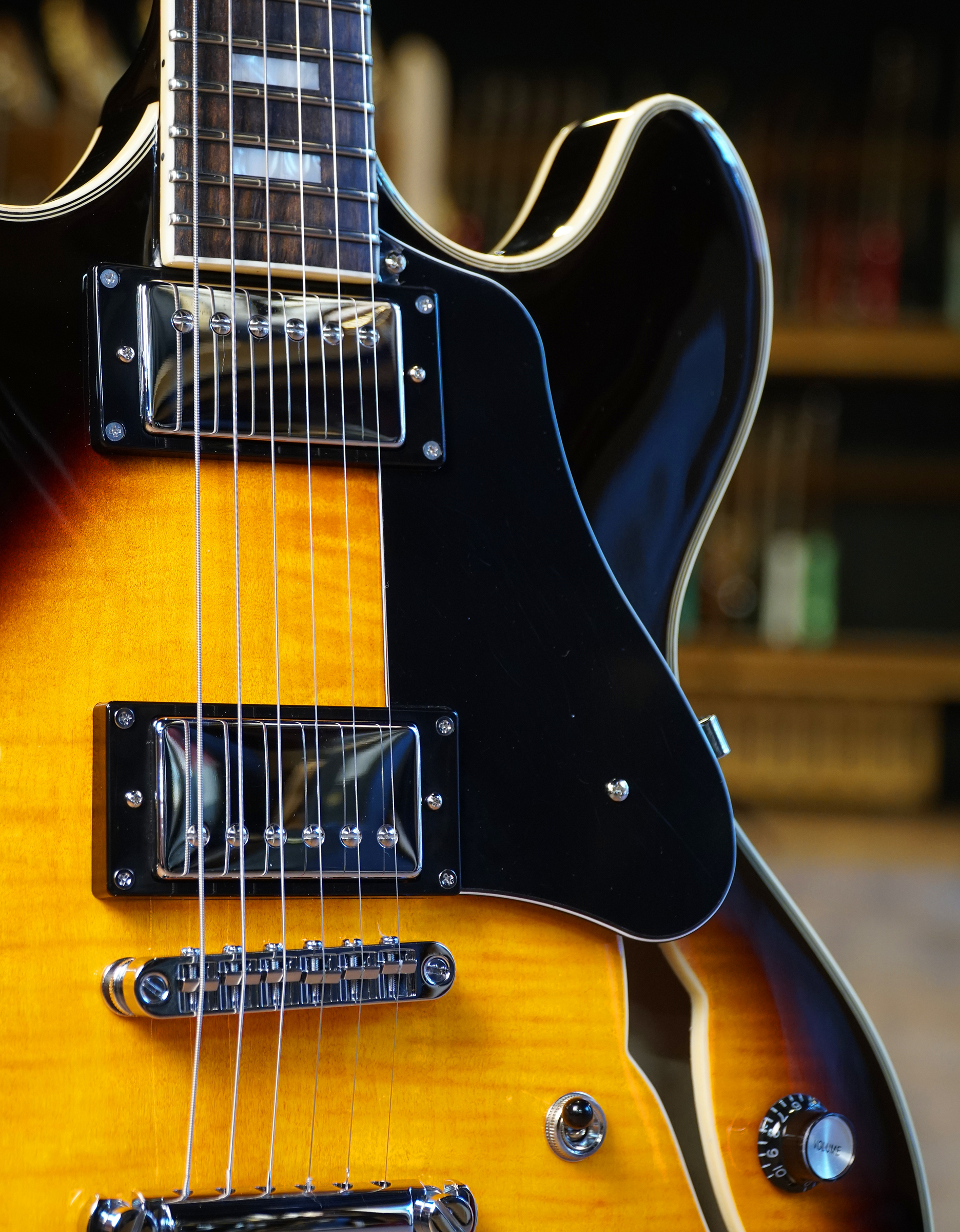 Полуакустическая гитара Sire H7 VS - купить в "Гитарном Клубе"