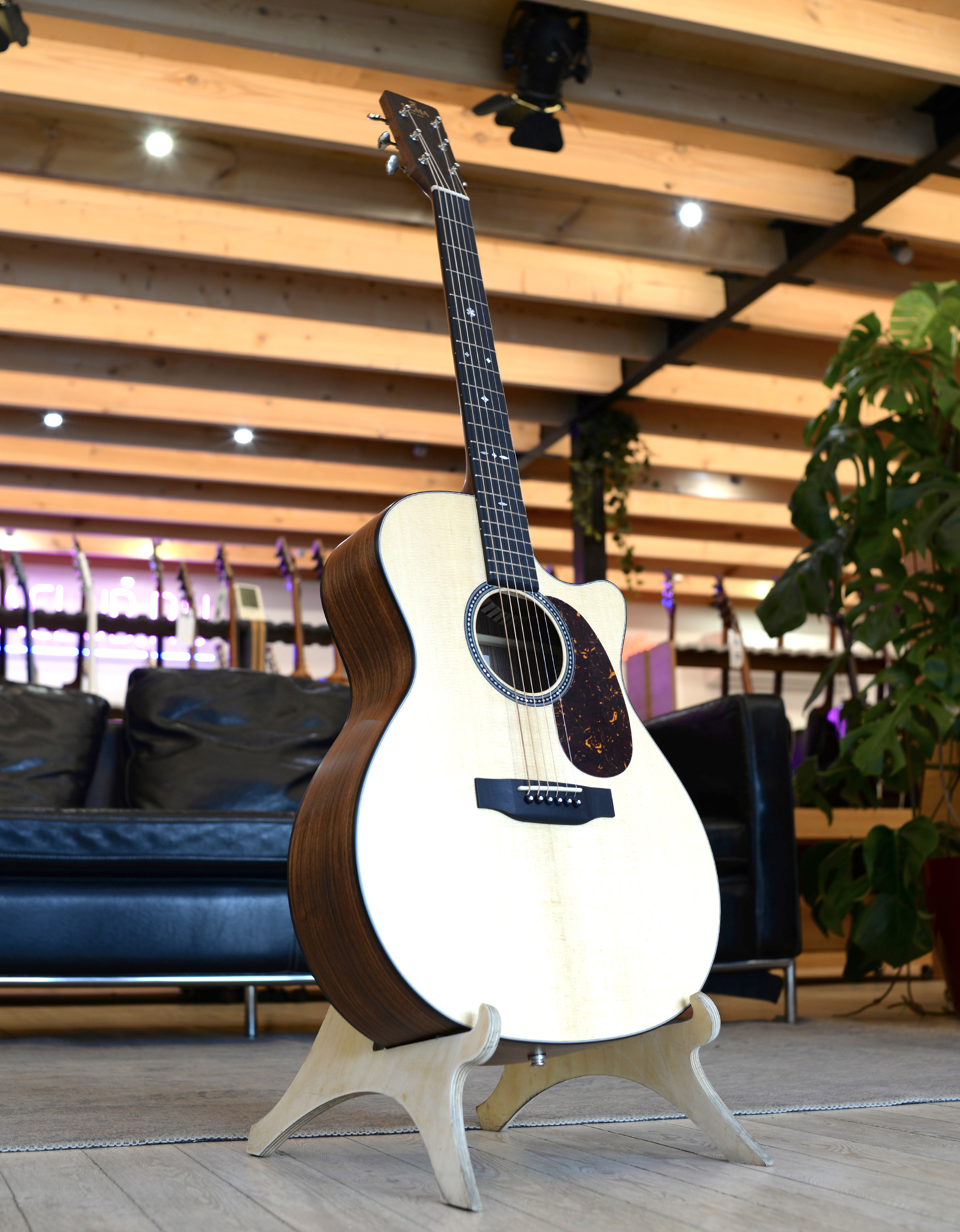 Электроакустическая гитара Sigma SGPC-10E - купить в "Гитарном Клубе"