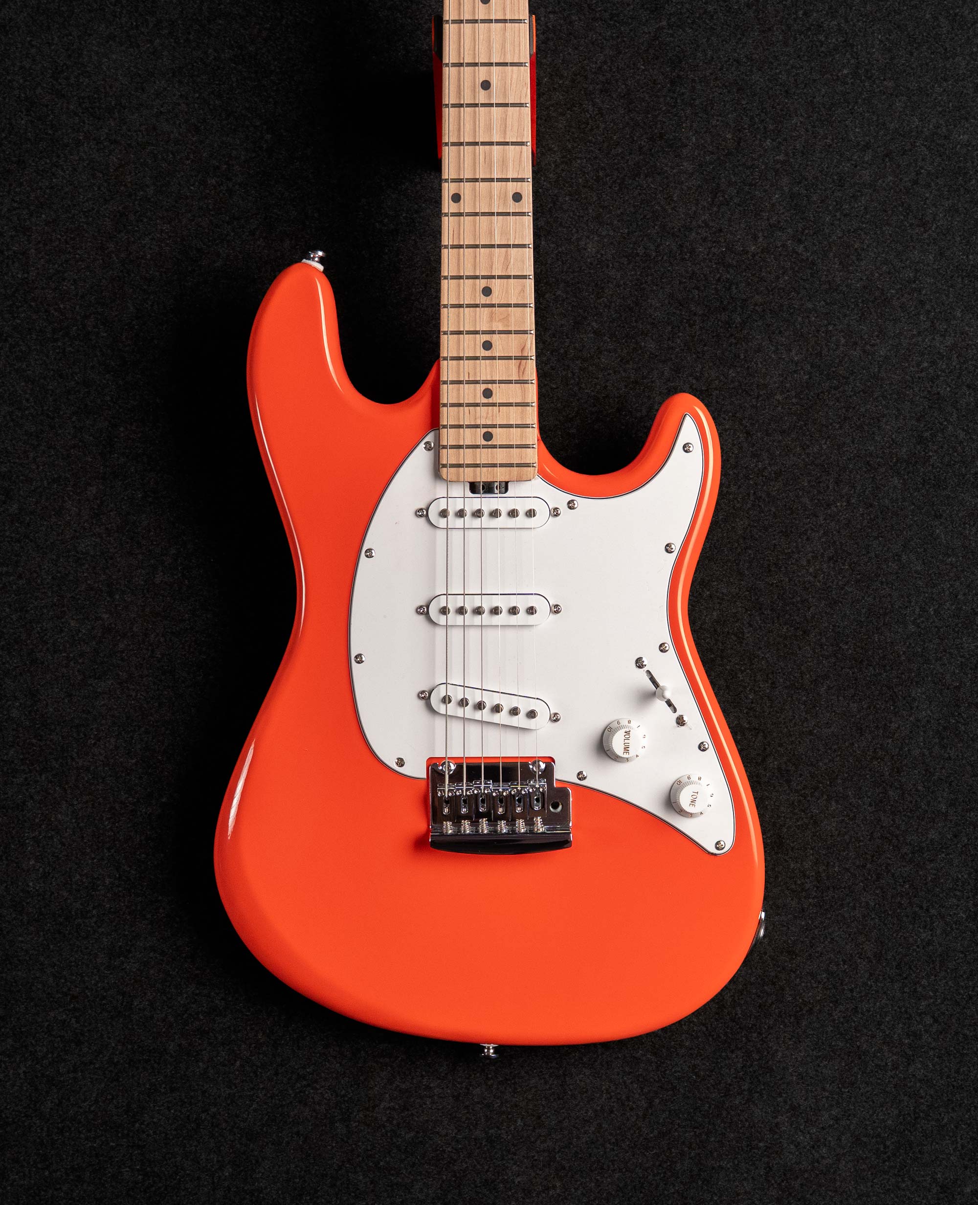 Электрогитара Sterling Cutlass SSS Fiesta Red - купить в "Гитарном Клубе"