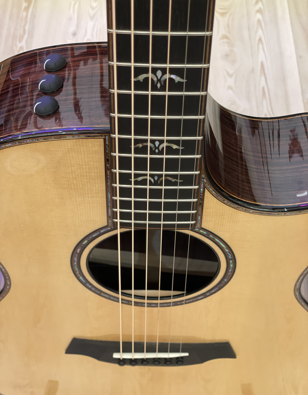 Электроакустическая гитара Taylor 914ce - купить в "Гитарном Клубе"