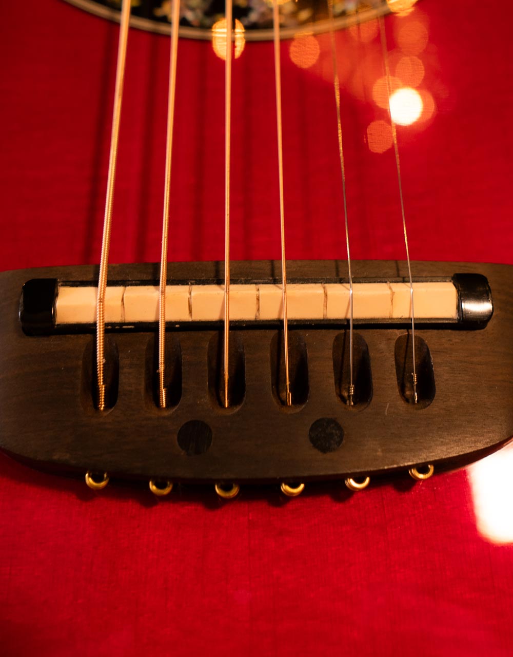 Электроакустическая гитара Ovation C2079AX-CCB Custom Legend Deep Contour Cutaway Cherry Cherry Burs - купить в "Гитарном Клубе"