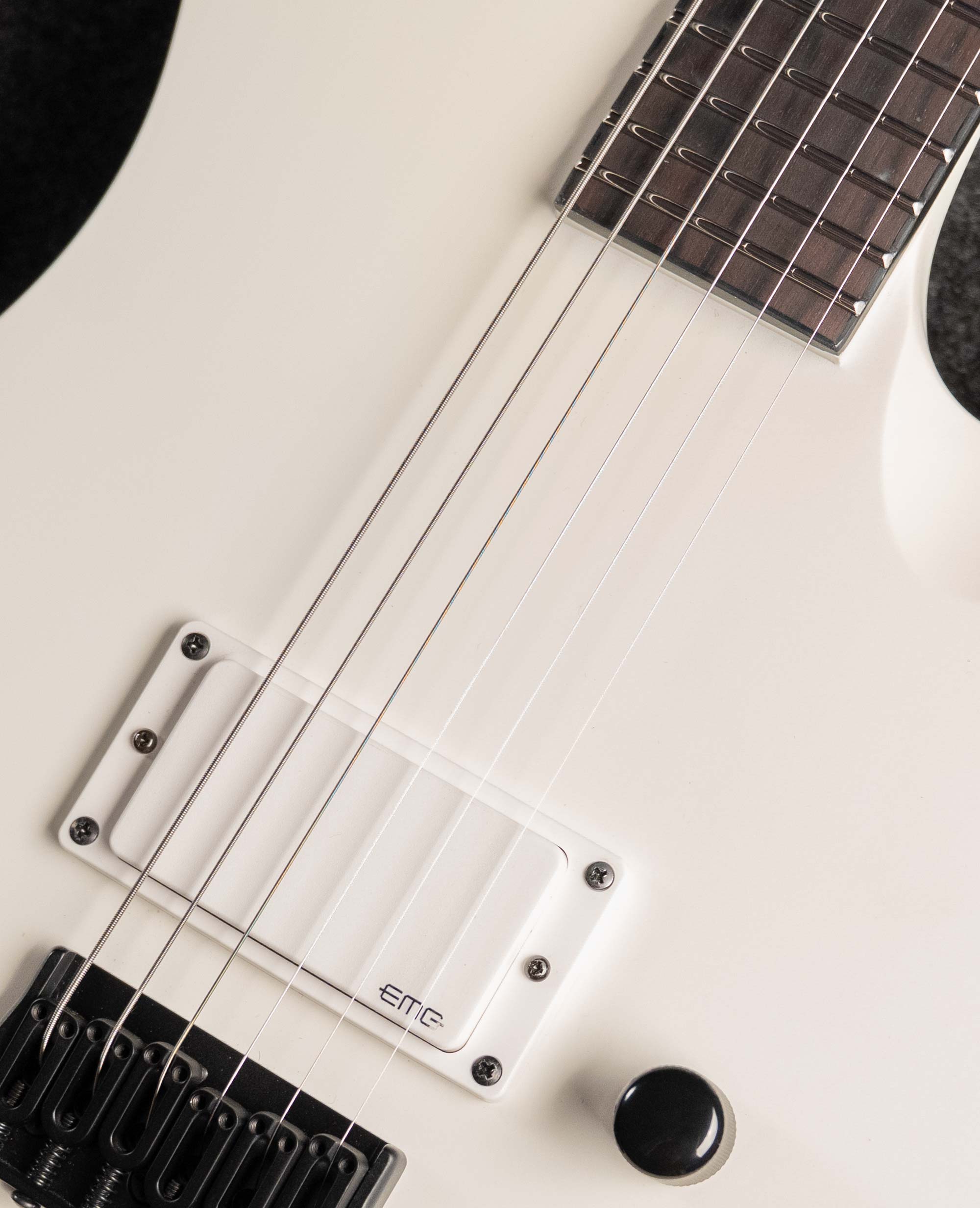 Электрогитара LTD by ESP Arctic Metal - купить в "Гитарном Клубе"