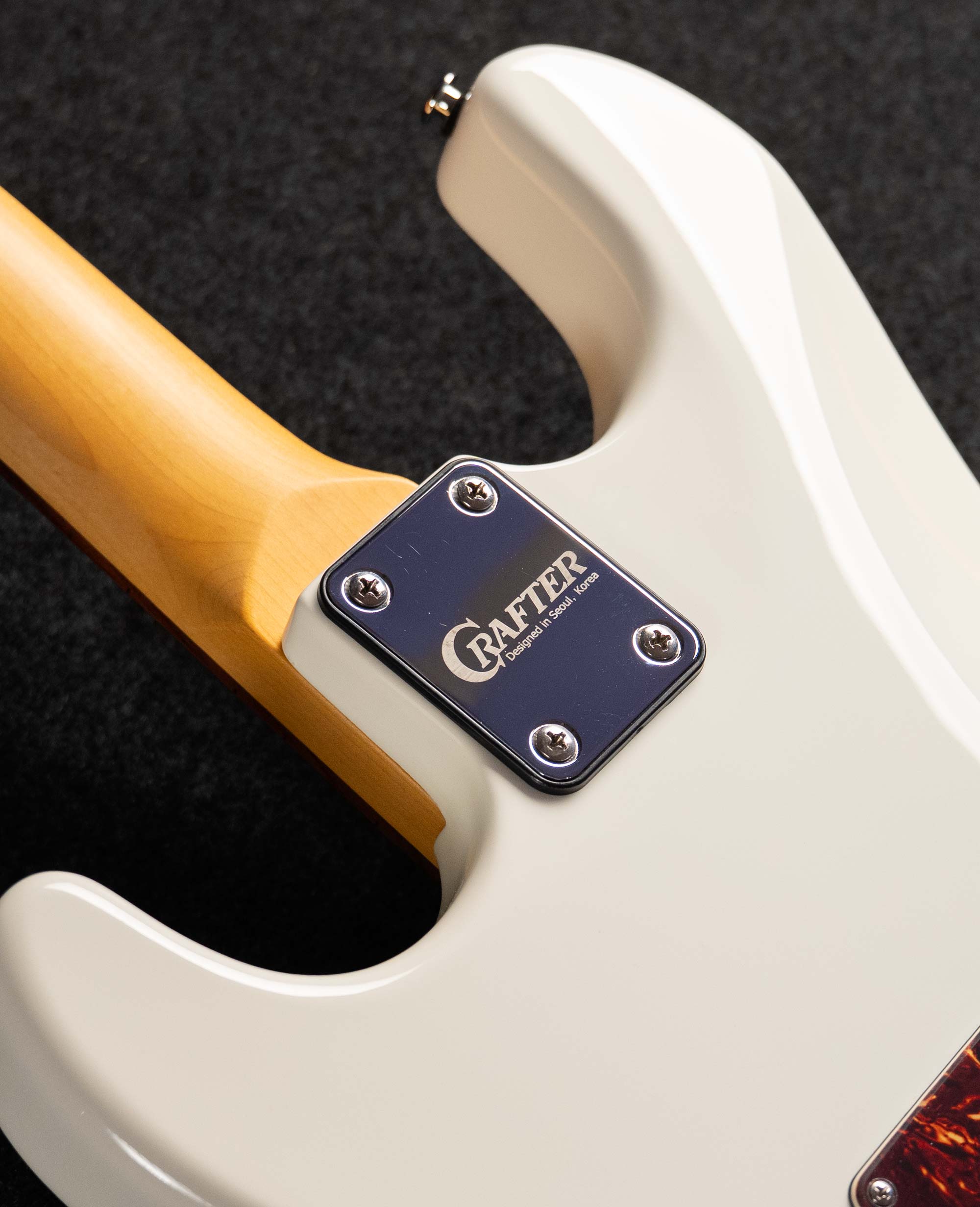 Электрогитара Crafter Crema RS Olympic White - купить в "Гитарном Клубе"