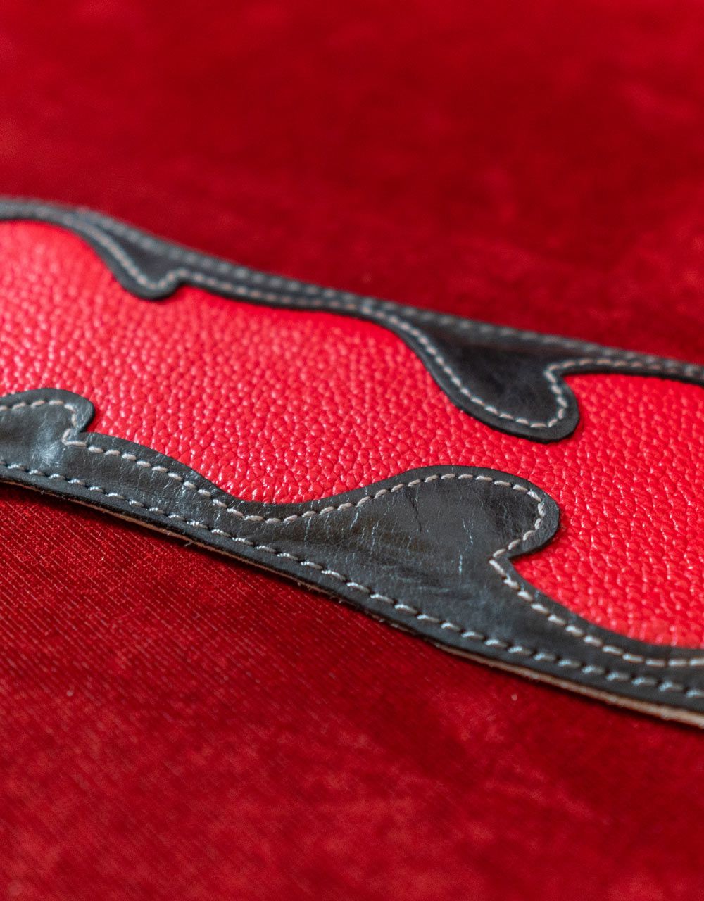 Ремень для гитары Custom Shop - купить в "Гитарном Клубе"