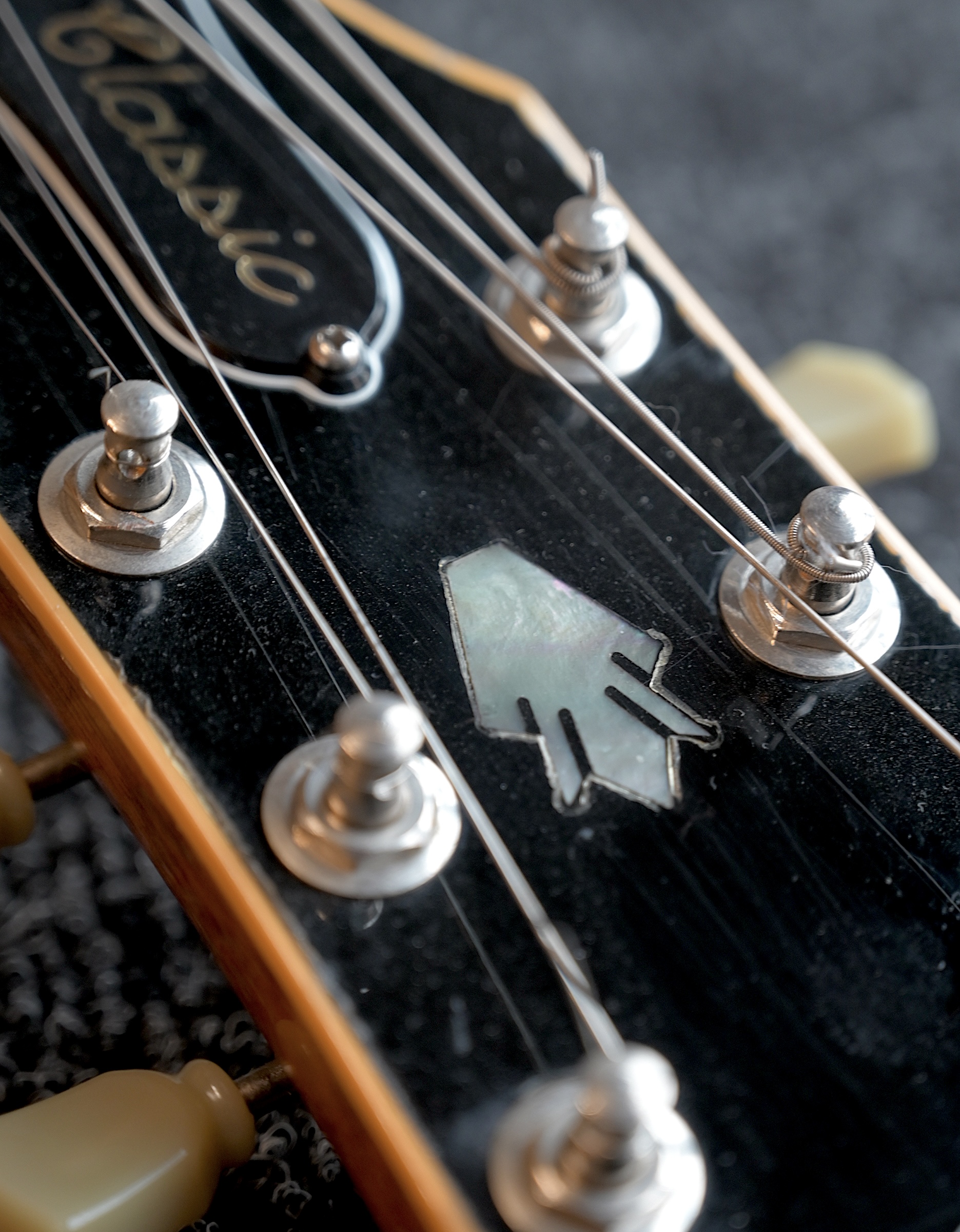 Электрогитара Gibson Les Paul Classic Antique Limited Edition, 2007 - купить в "Гитарном Клубе"