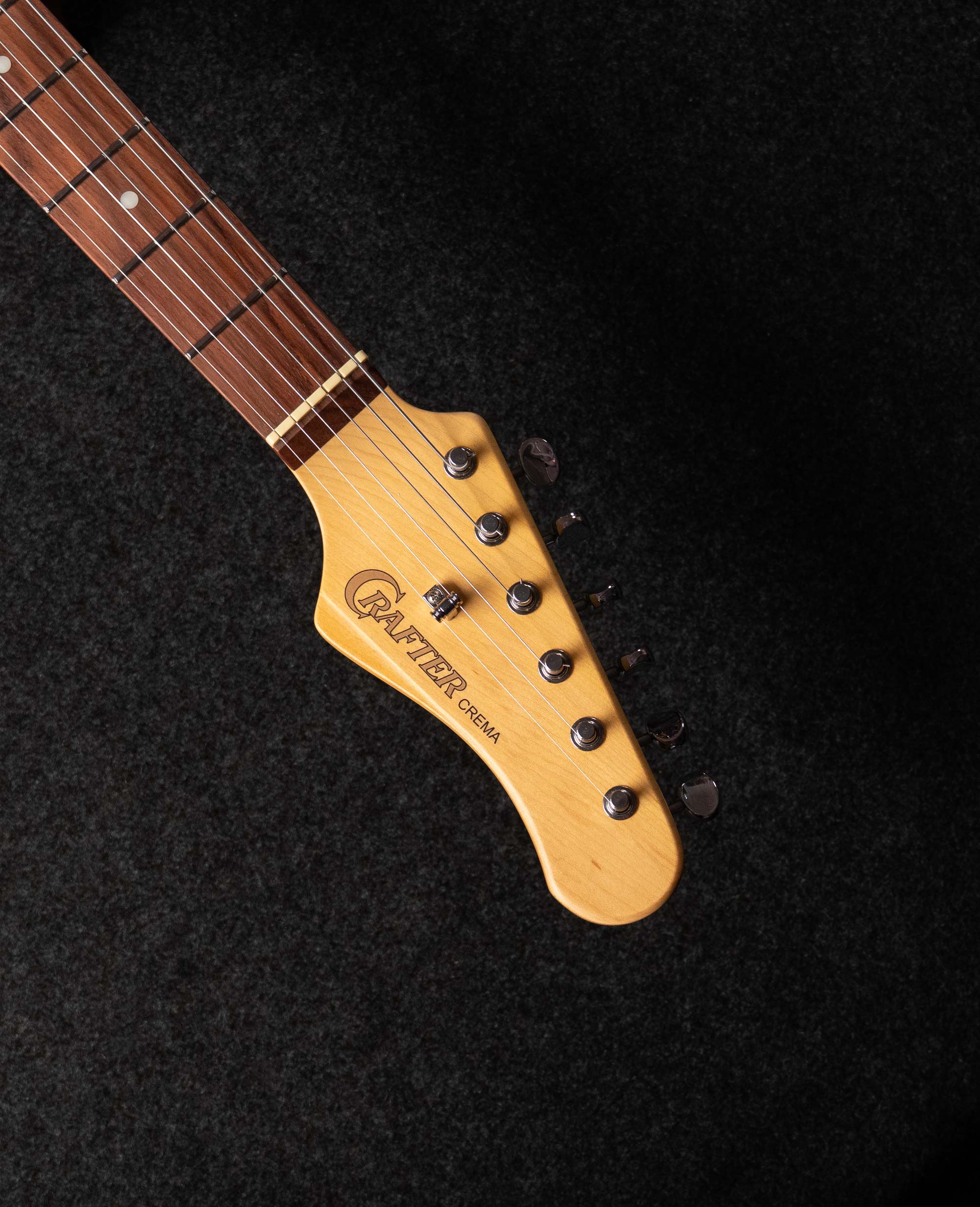 Электрогитара Crafter Crema RS Olympic White - купить в "Гитарном Клубе"