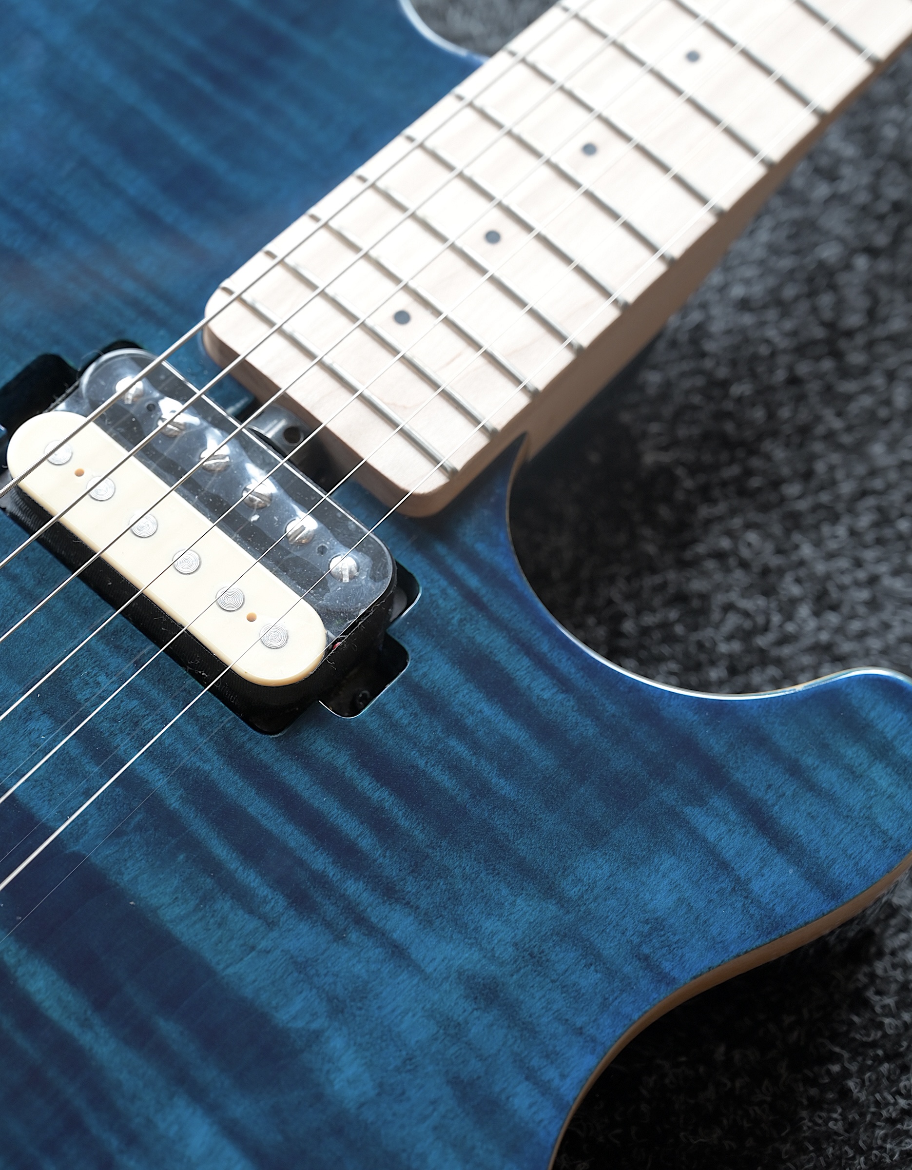 Электрогитара Sterling Axis Neptune Blue - купить в "Гитарном Клубе"