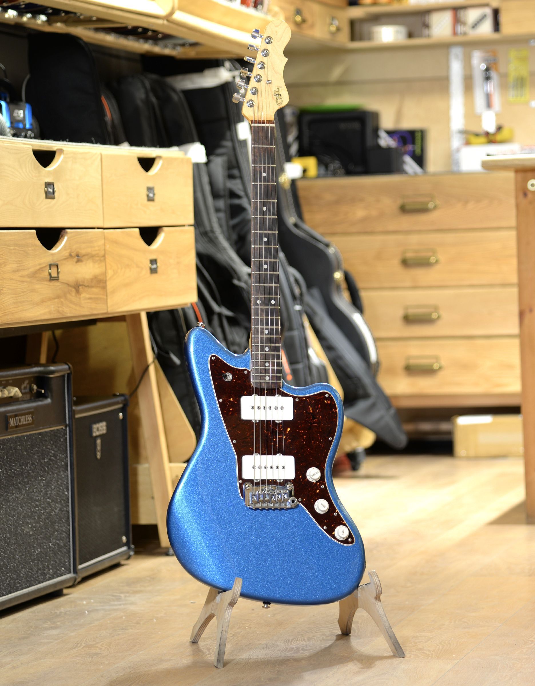 Электрогитара G&L FD Doheny Lake Placid Blue Metallic - купить в "Гитарном Клубе"