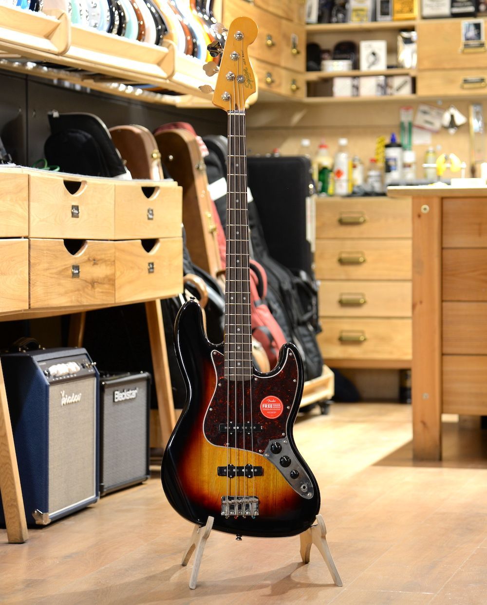 Бас-гитара Squier Classic Vibe 