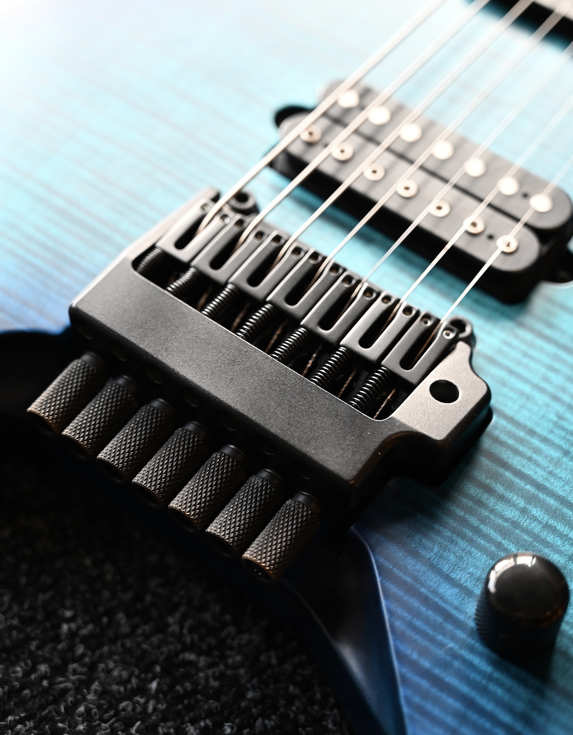 Электрогитара Kiesel Vader Neck-Through - купить в "Гитарном Клубе"