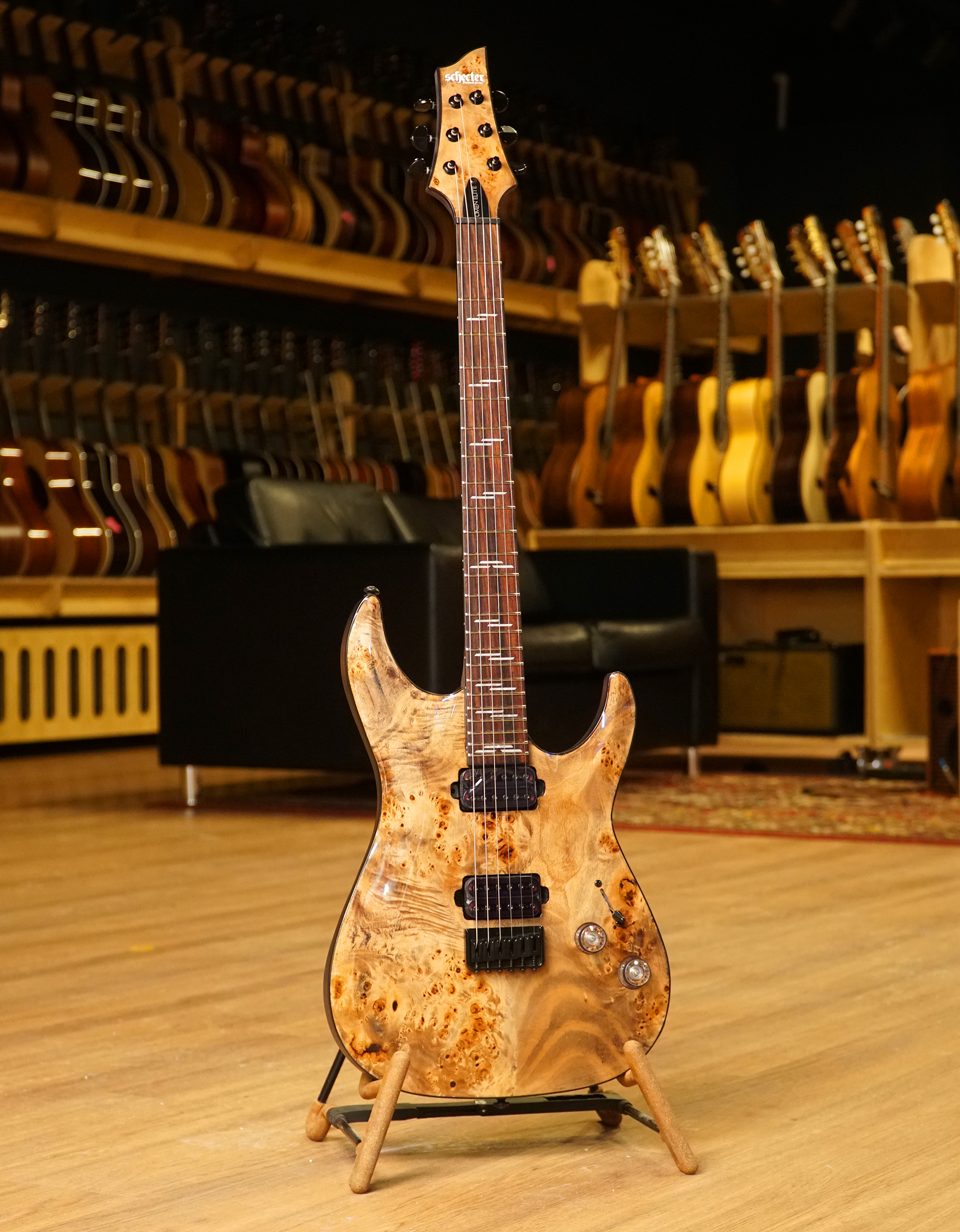 Электрогитара Schecter Omen Elite-6 Charcoal - купить в "Гитарном Клубе"