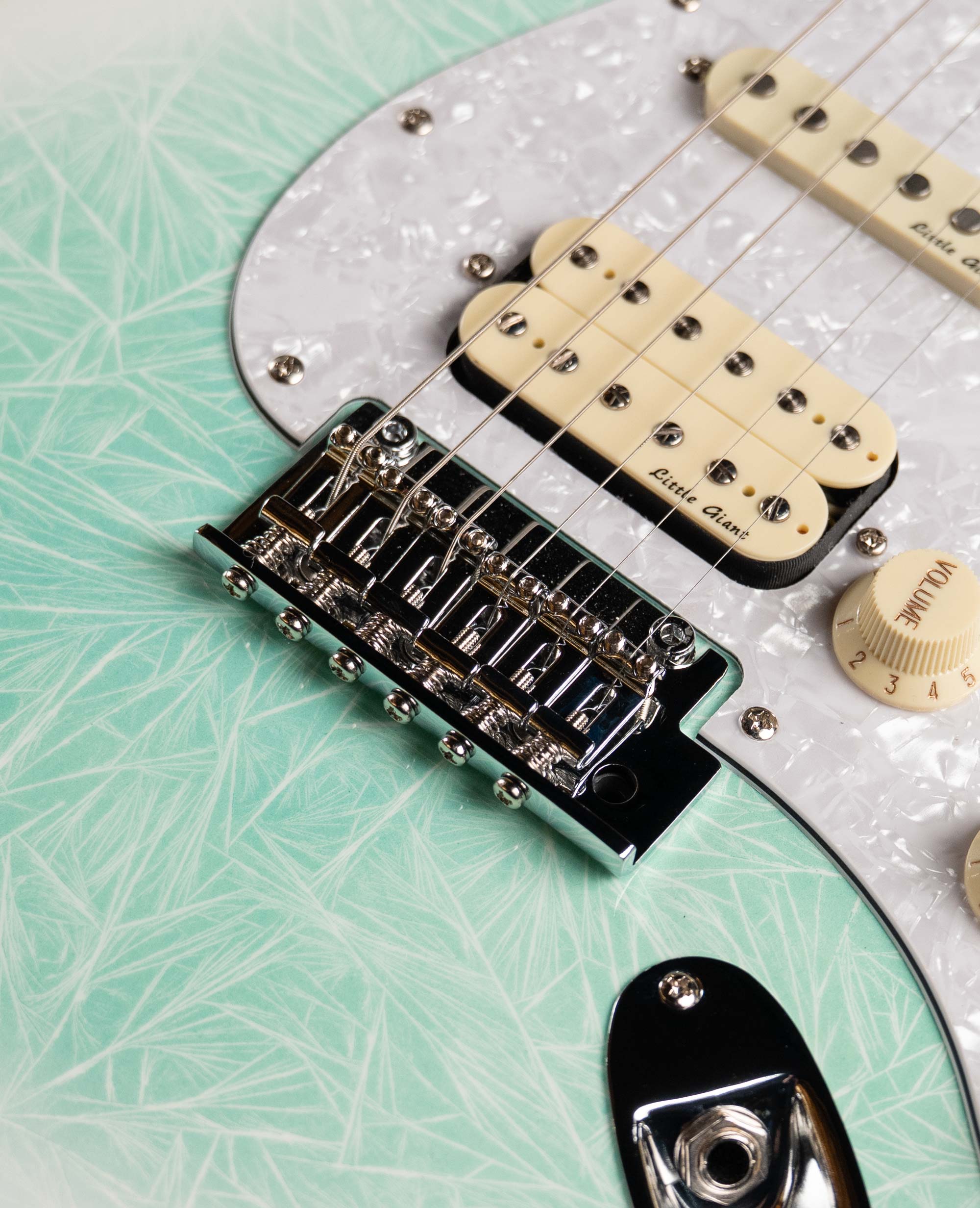 Электрогитара Saga Celestial Blue - купить в "Гитарном Клубе"