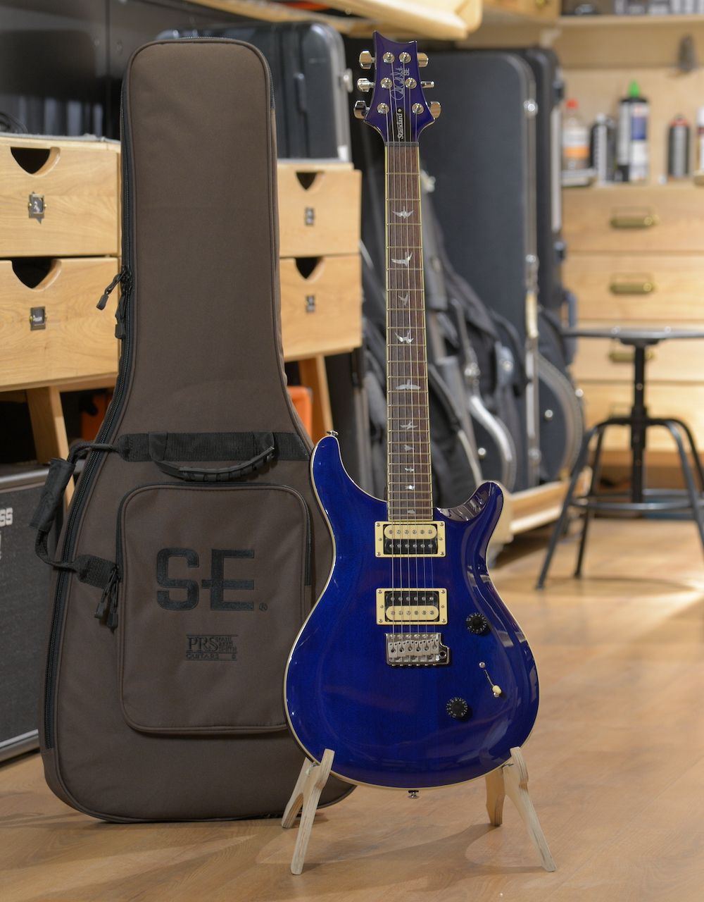 Электрогитара PRS SE STANDARD 24 TRANS BLUE - купить в "Гитарном Клубе"