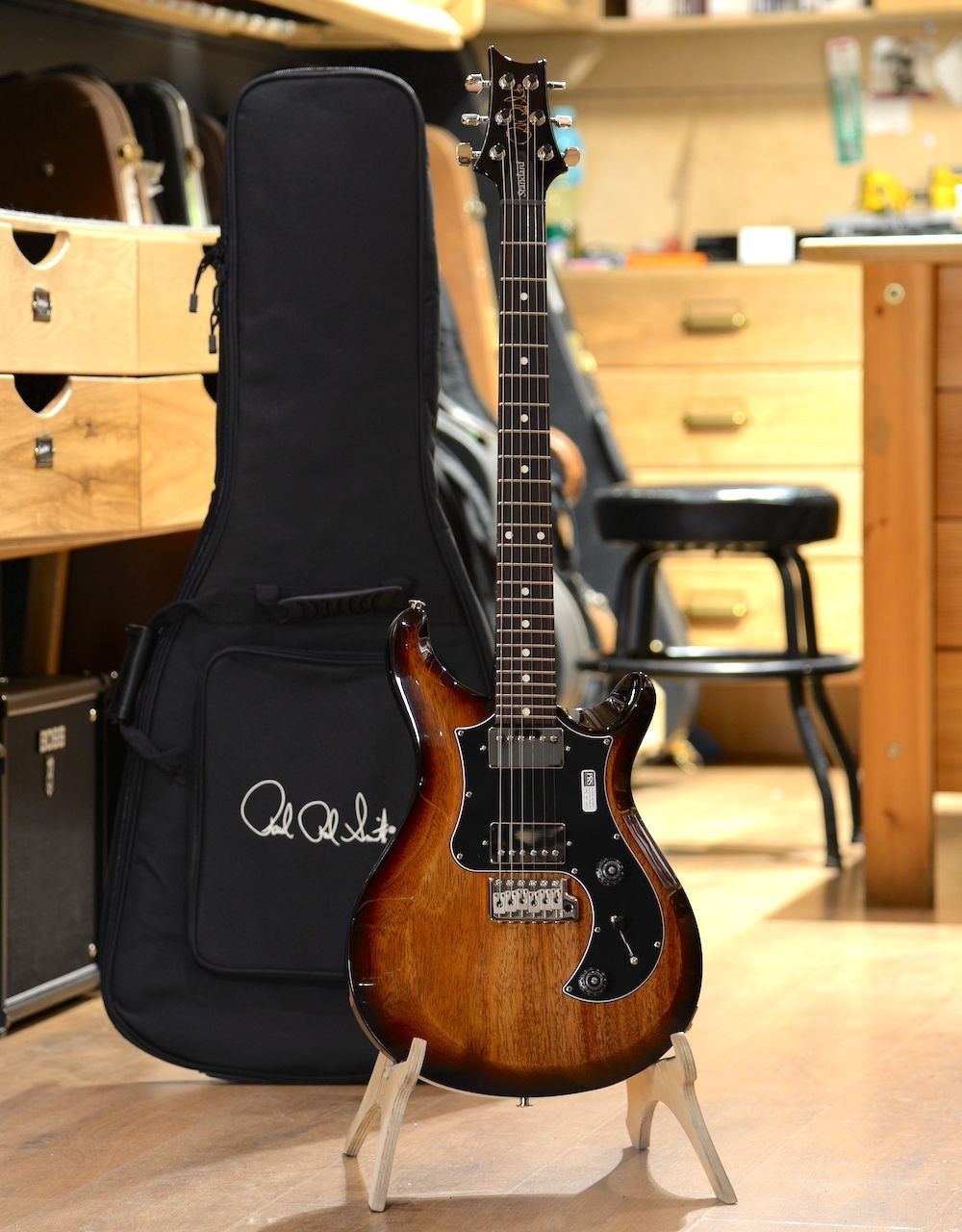 Электрогитара PRS S2 STANDARD 24 DOTS MCCARTY TOBACCO SUNBURST - купить в "Гитарном Клубе"