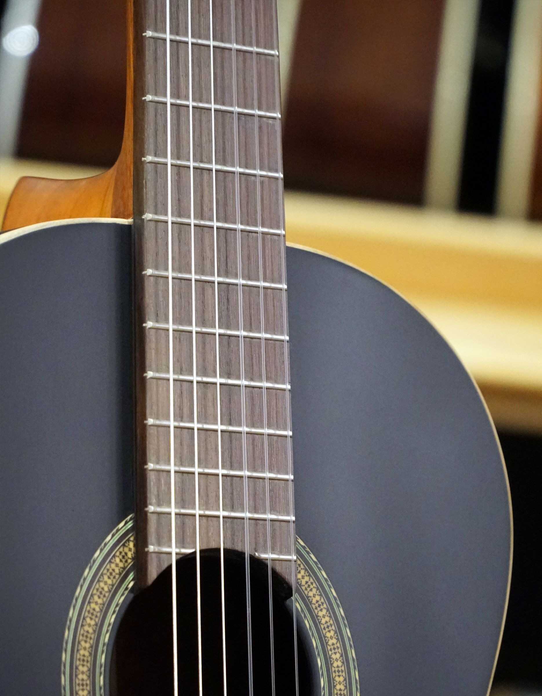 Классическая гитара Alhambra 1C Classical Student Black Satin  - купить в "Гитарном Клубе"