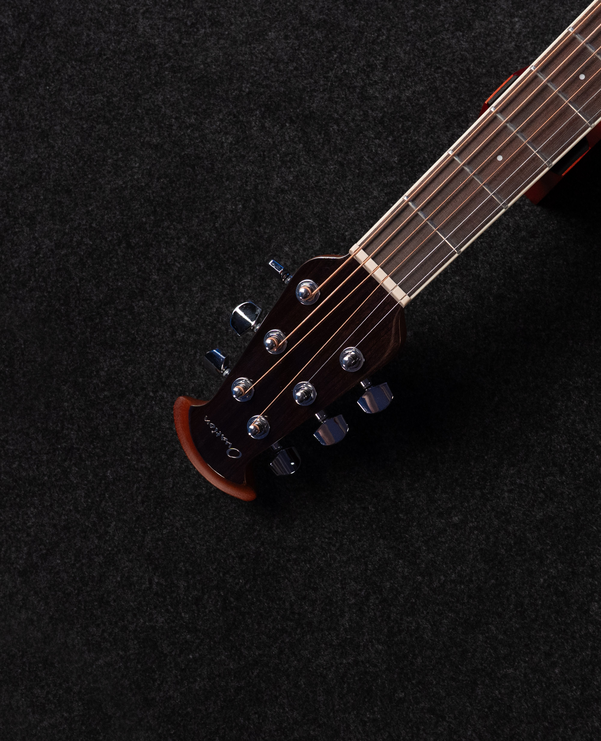 Электроакустическая гитара Ovation CS24L-4G Celebrity Standart Mid-Depth Natural - купить в "Гитарном Клубе"