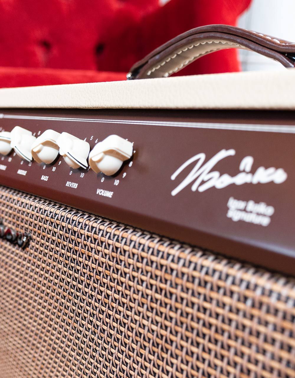 Ламповый комбоусилитель для электрогитары Yerasov Igor Boiko Signature, 1х12" Celestion G12H Anniver - купить в "Гитарном Клубе"