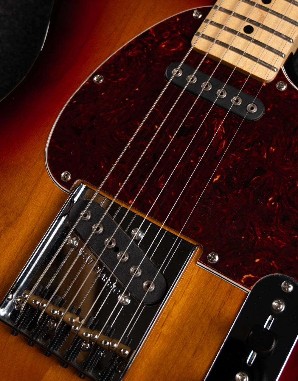 Электрогитара G&L FD ASAT Classic 3-Tone Sunburst MP - купить в "Гитарном Клубе"
