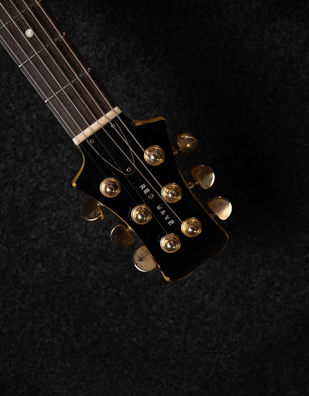 Электрогитара Red Wave TV Yellow  - купить в "Гитарном Клубе"