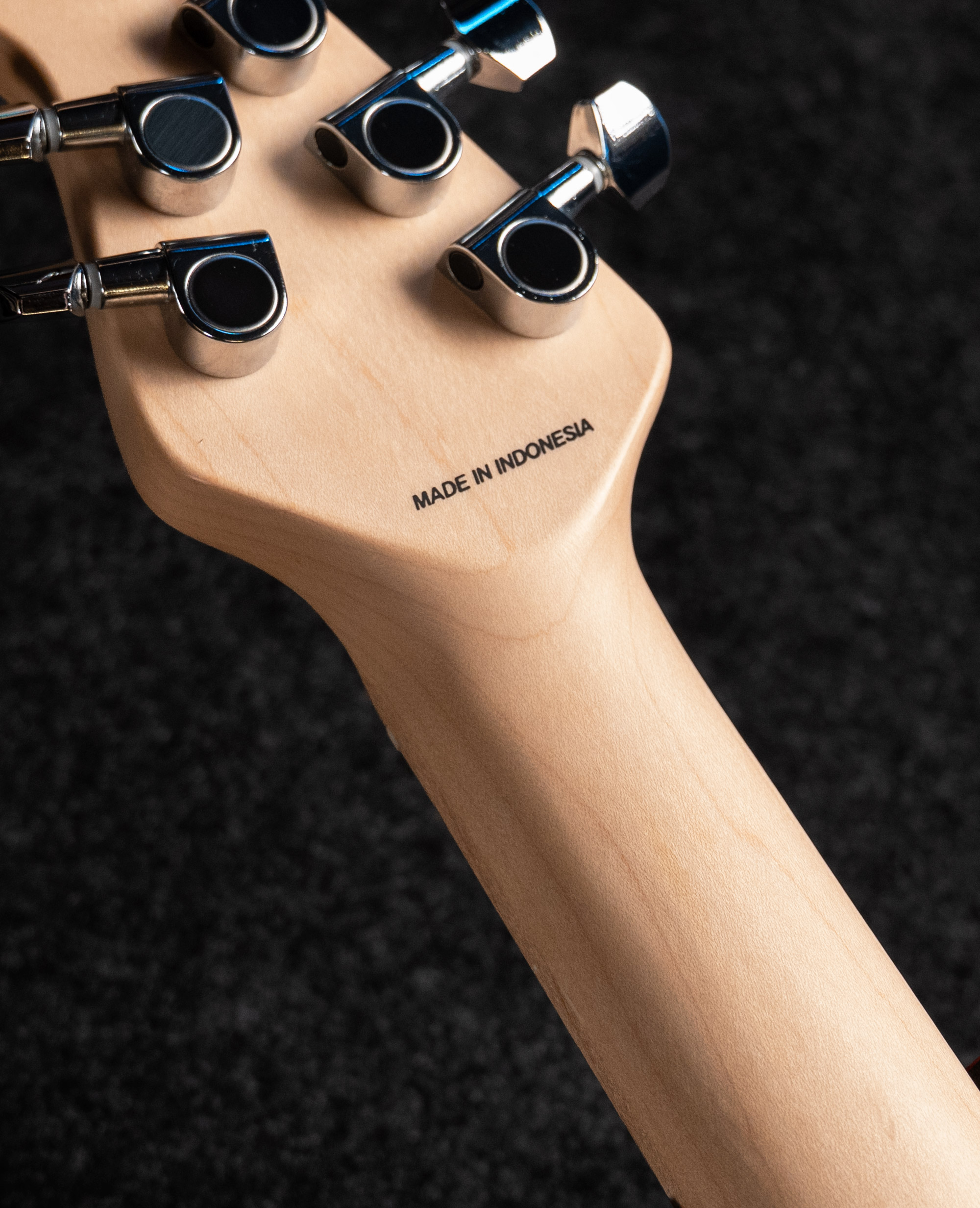 Электрогитара Sterling Axis Neptune Blue - купить в "Гитарном Клубе"