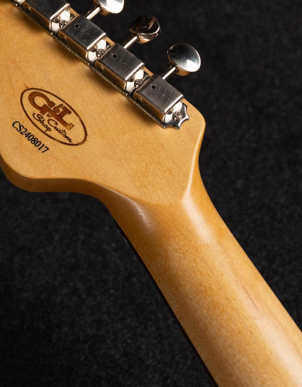 Электрогитара G&L Custom Shop Legacy SSZ RW Nitro Shell Pink - купить в "Гитарном Клубе"