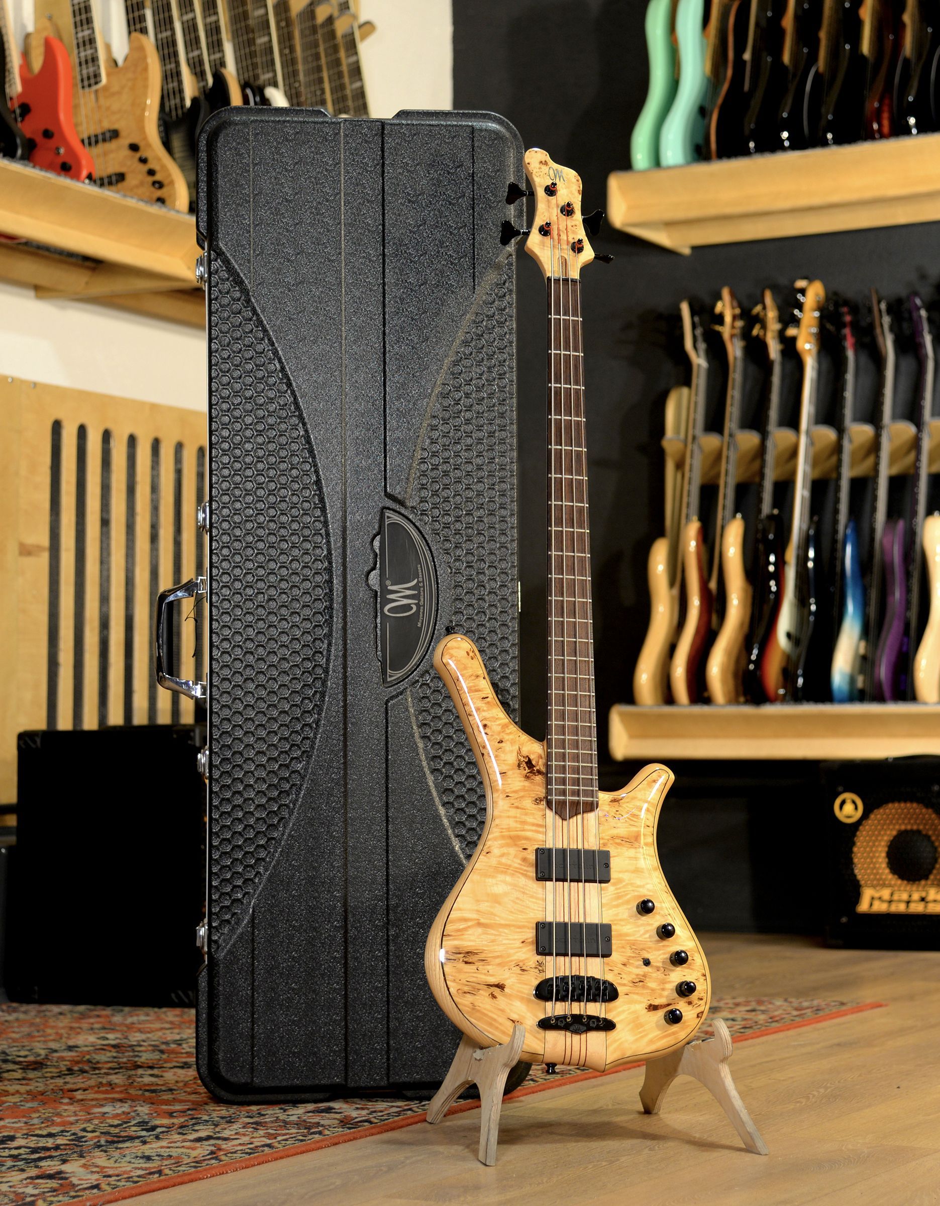 Бас-гитара Mayones Comodous 4 Classic Eye Poplar - купить в "Гитарном Клубе"