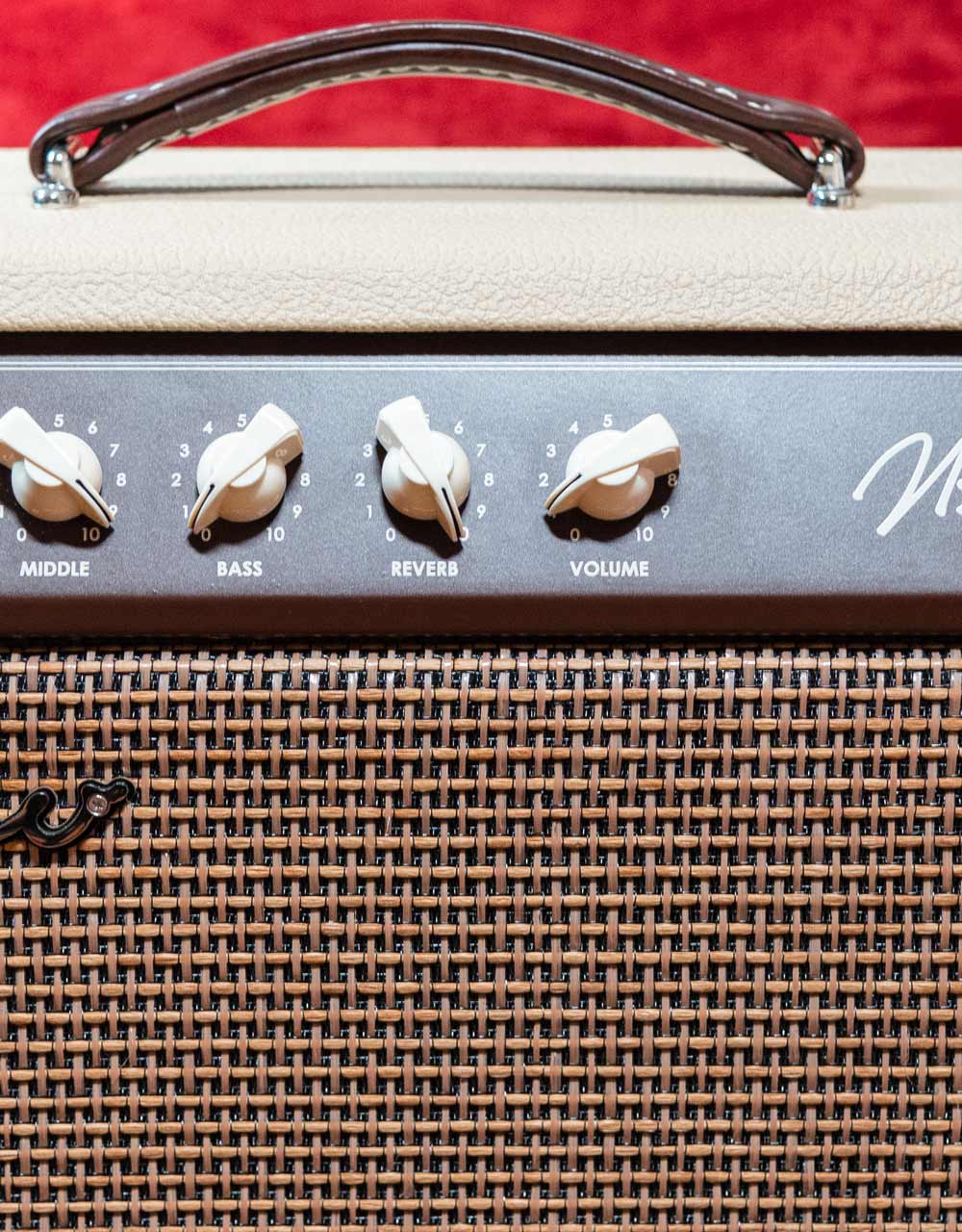 Ламповый комбоусилитель для электрогитары Yerasov Igor Boiko Signature, 1х12" Celestion G12H Anniver - купить в "Гитарном Клубе"