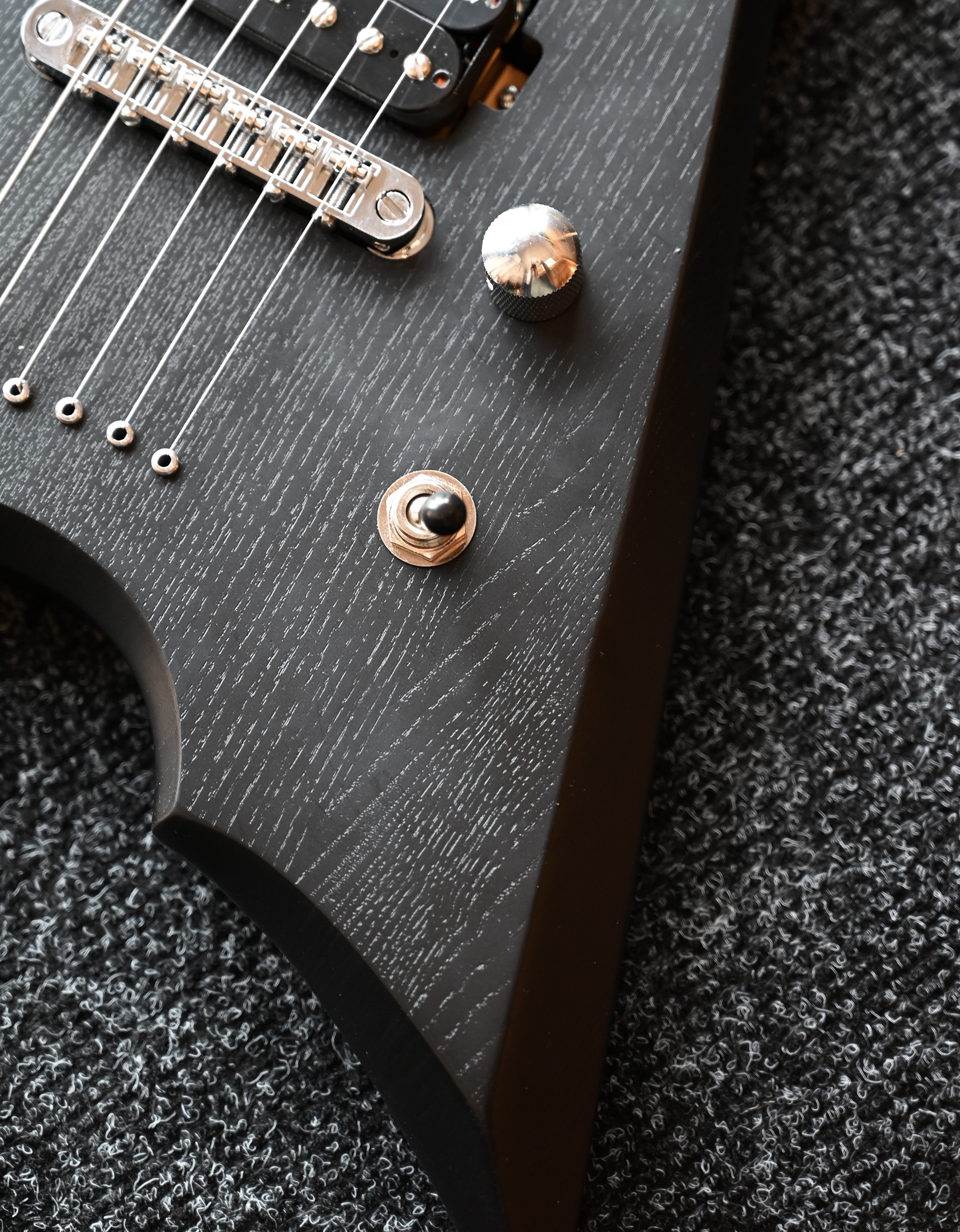 Электрогитара Inspector Varm Black - купить в "Гитарном Клубе"