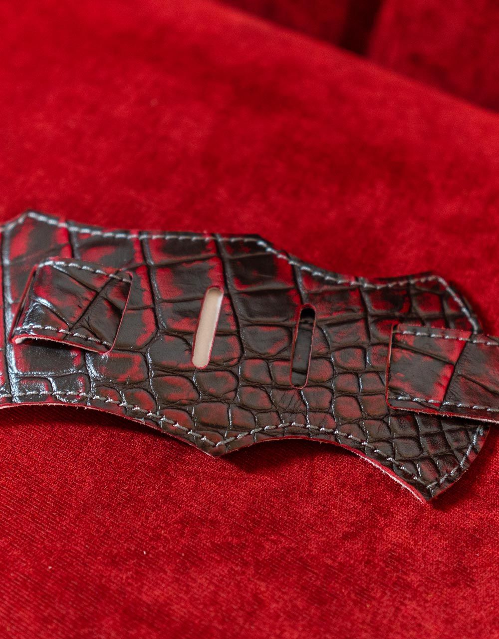 Ремень для гитары Custom Shop - купить в "Гитарном Клубе"