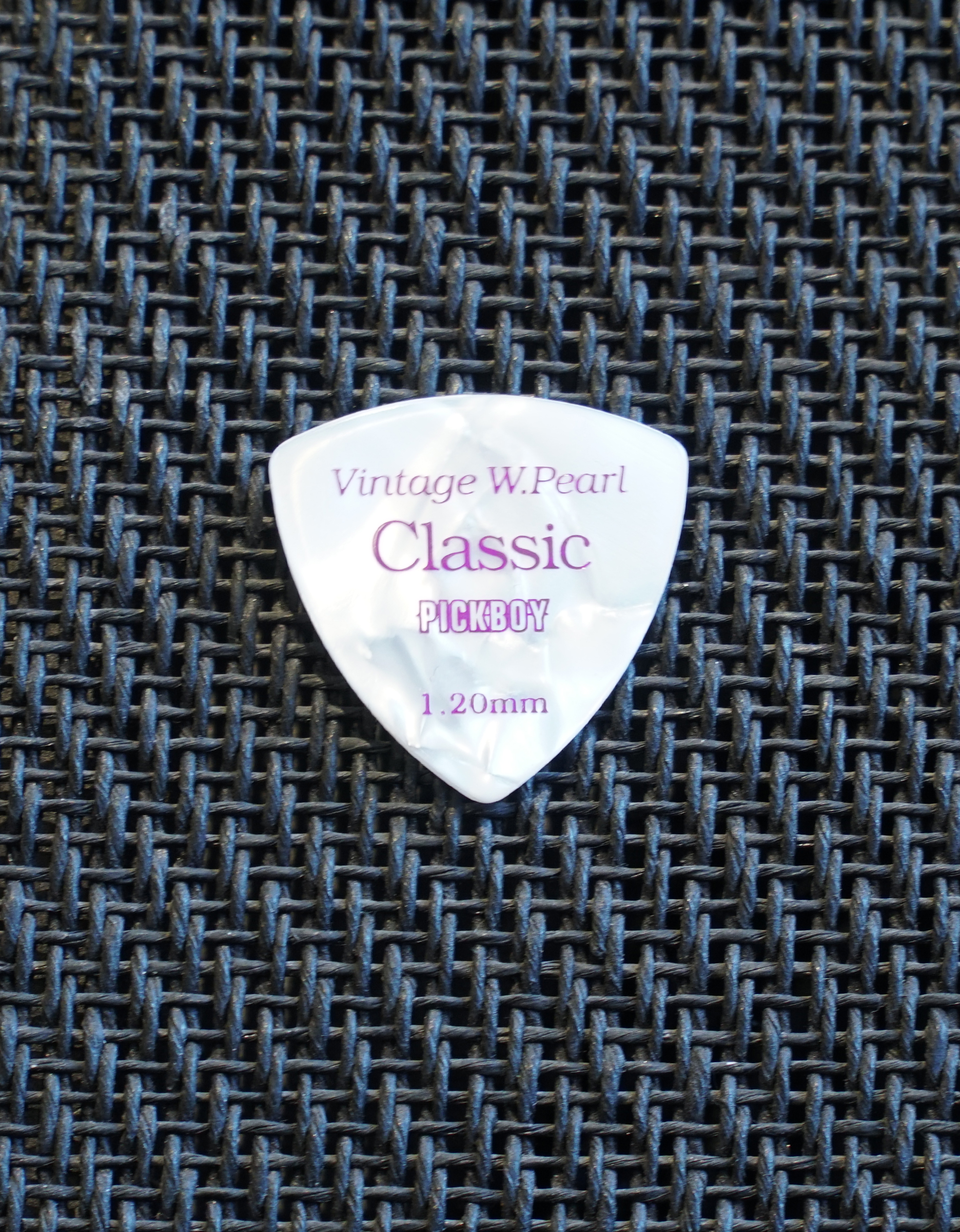 Медиатор Celluloid Vintage Classic White Pearl, 1.20мм - купить в "Гитарном Клубе"