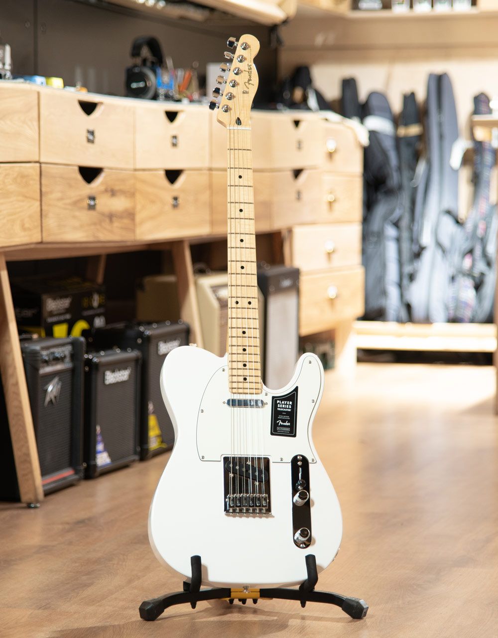 Электрогитара Fender Player Telecaster White MN - купить в "Гитарном Клубе"
