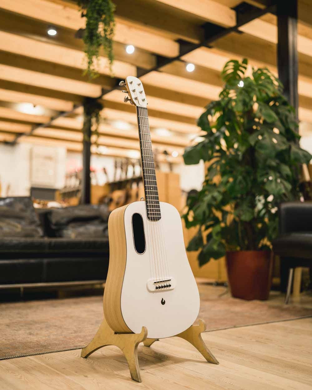 Акустическая гитара Blue Lava Original - купить в "Гитарном Клубе"